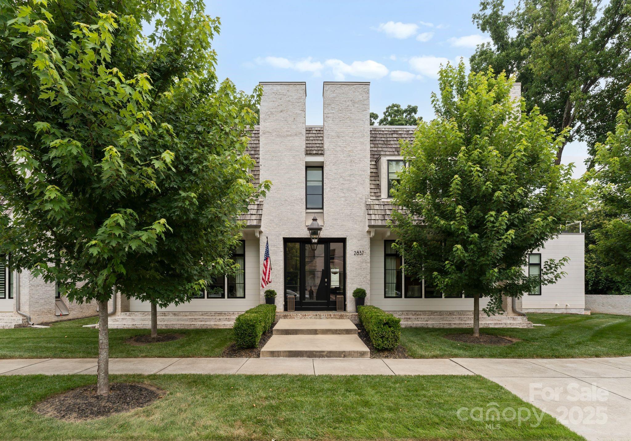 Kenwood Sharon Lane - Residential
