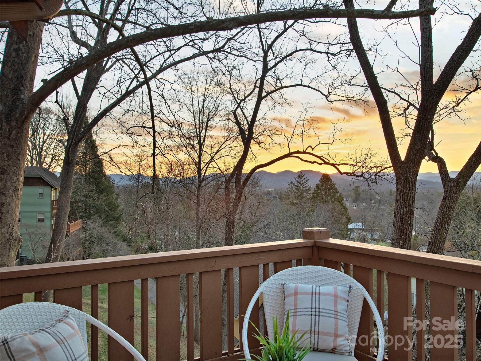 Sunset Park - Residential