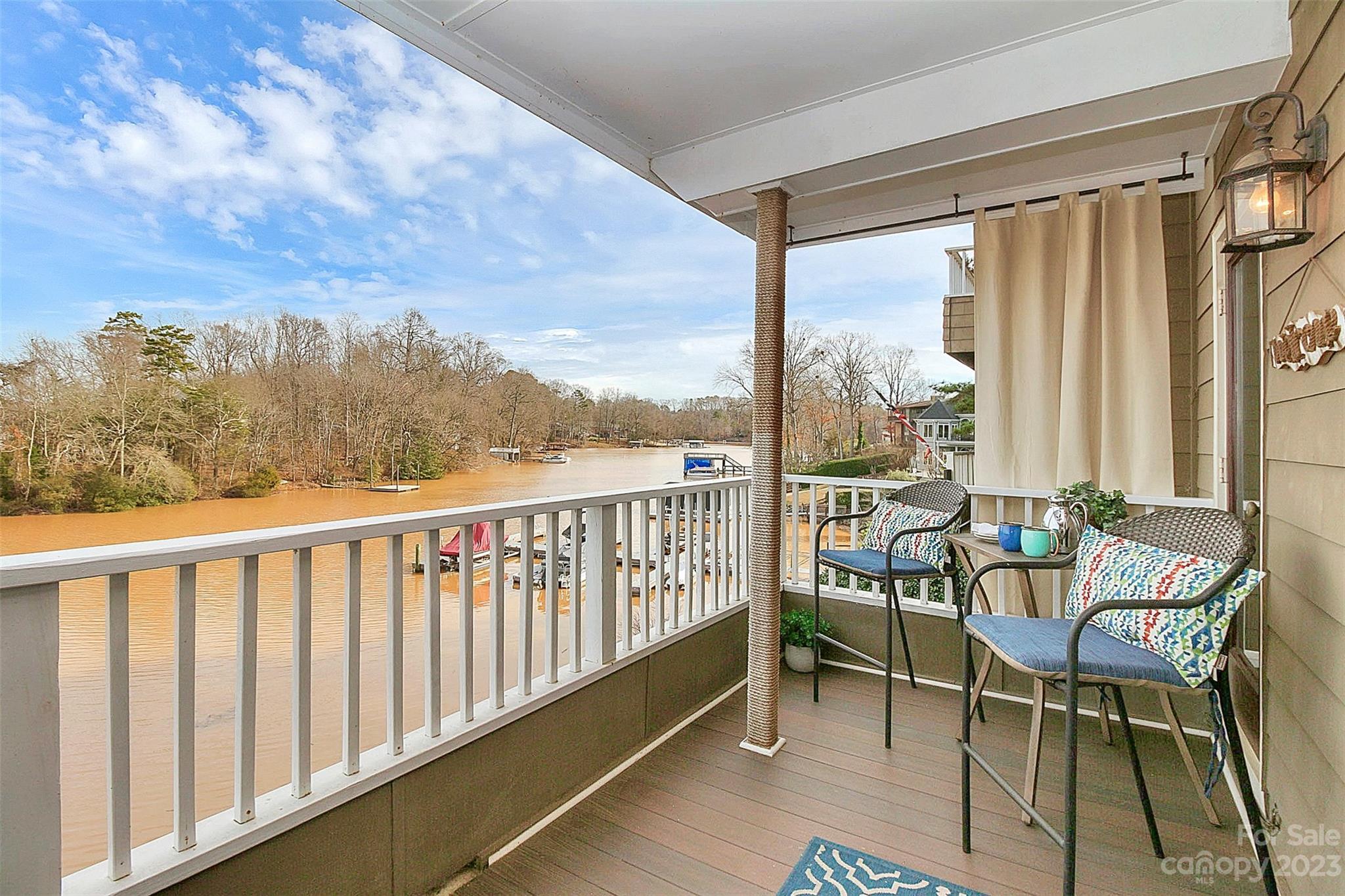 Emerald Point - Residential