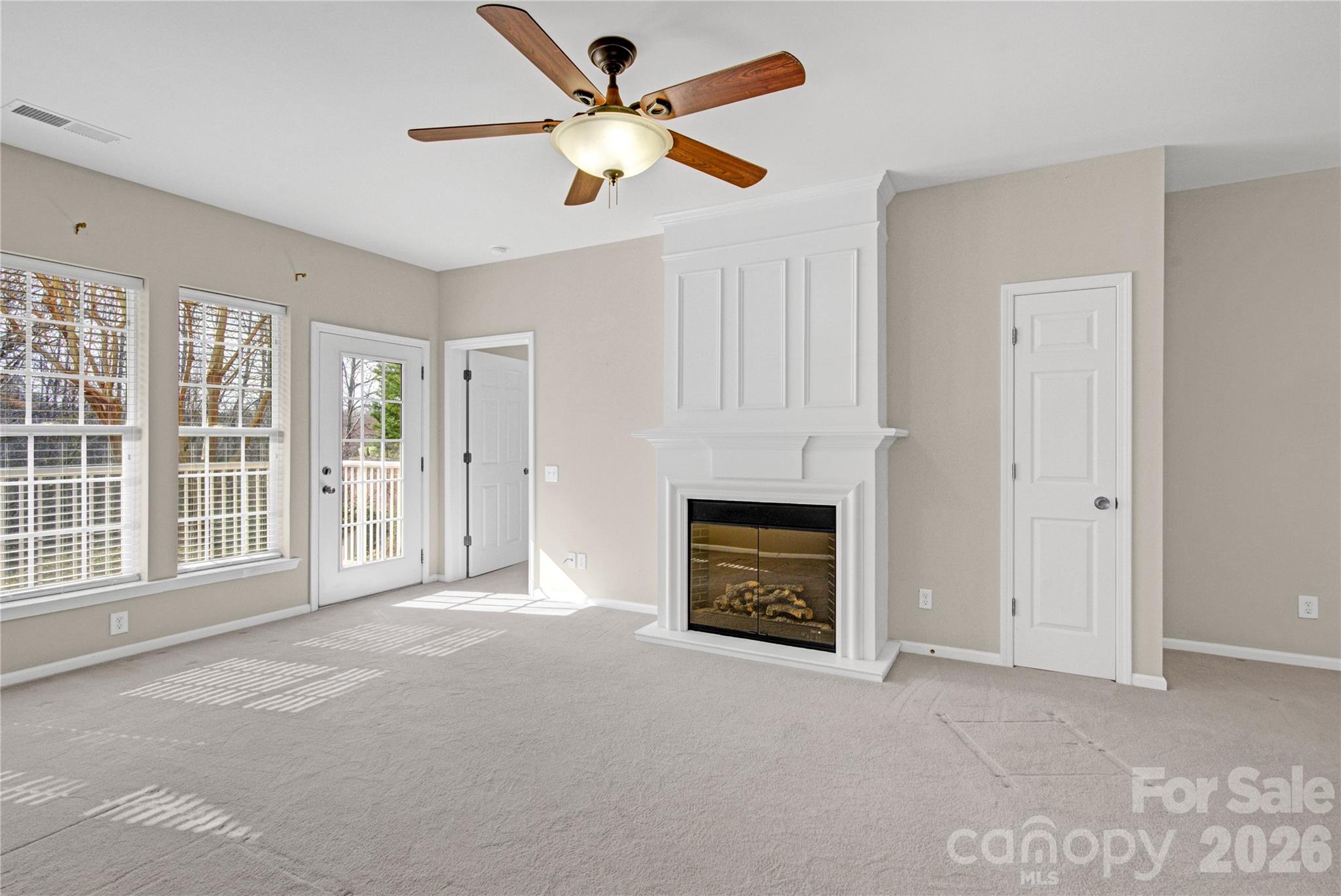 Belle Vista - Residential