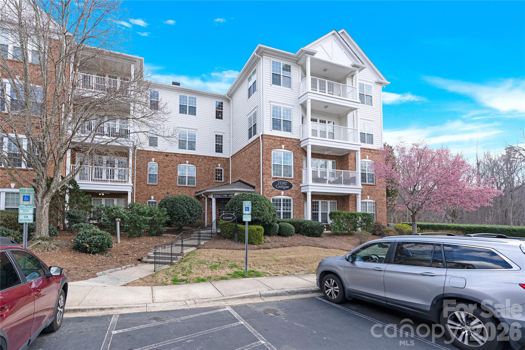 Belle Vista - Residential