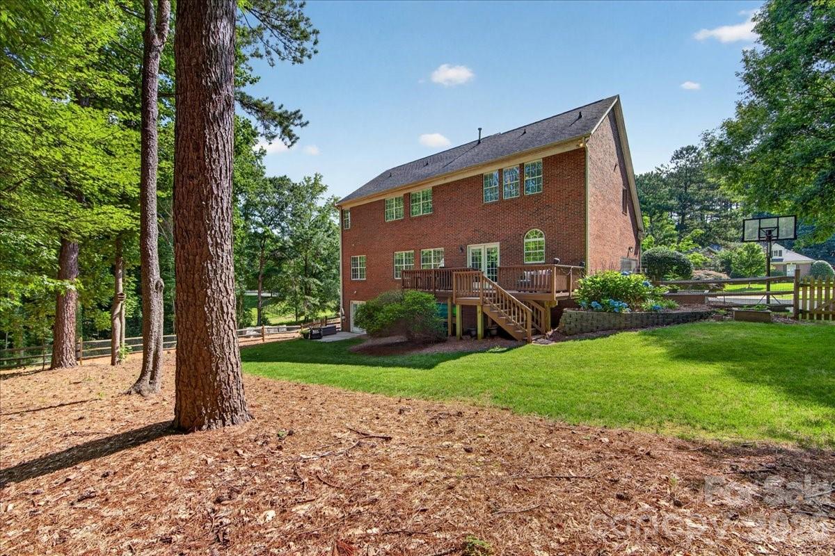 Overlook - Residential