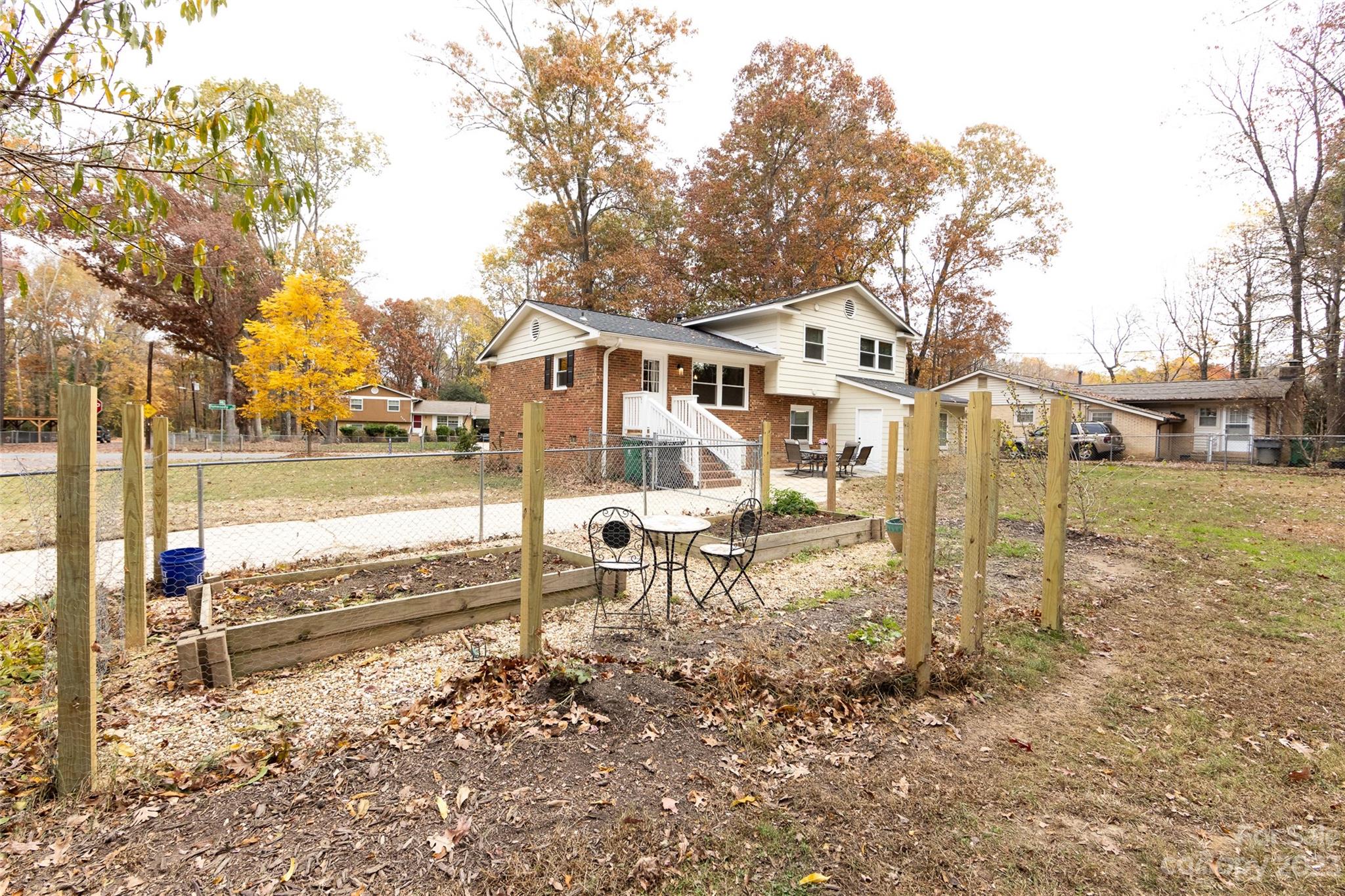 Shamrock Hills - Residential
