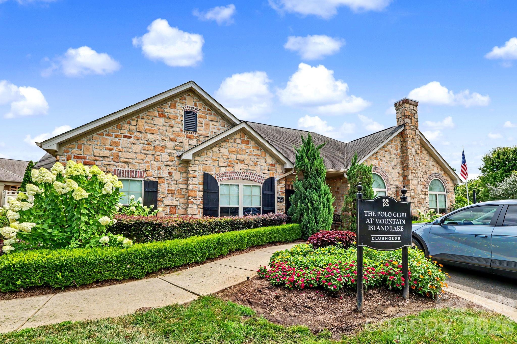 Polo Club at Mountain Island Lake - Residential