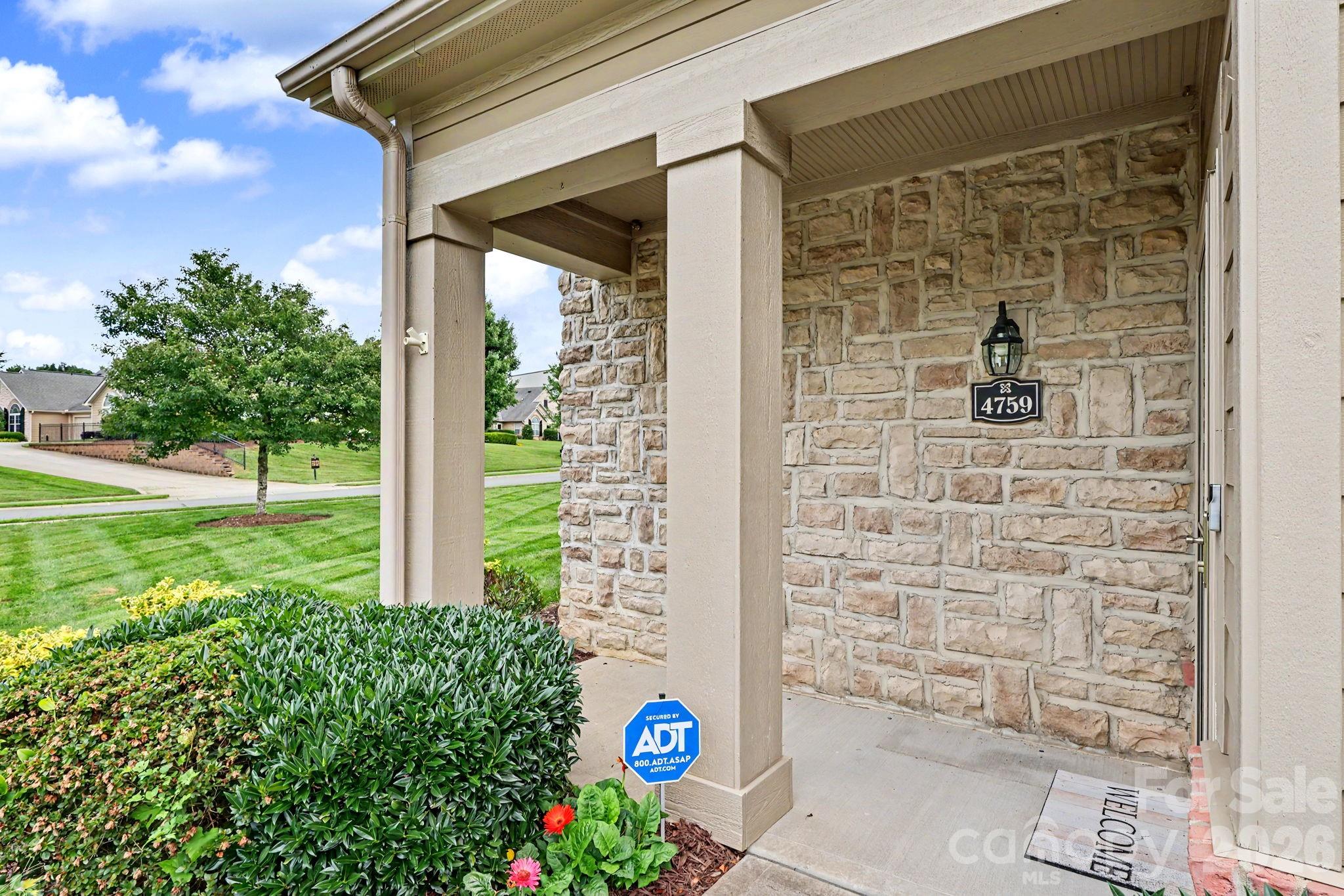 Polo Club at Mountain Island Lake - Residential