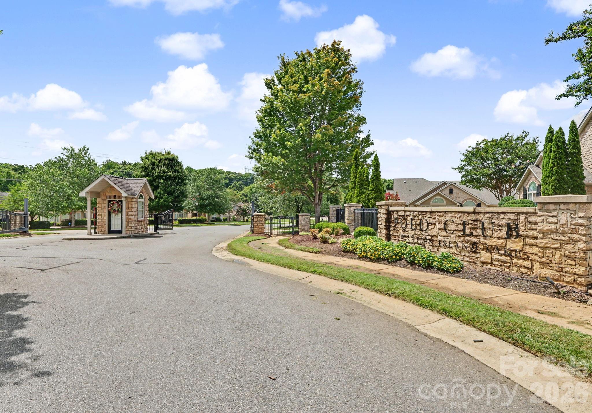 Polo Club at Mountain Island Lake - Residential