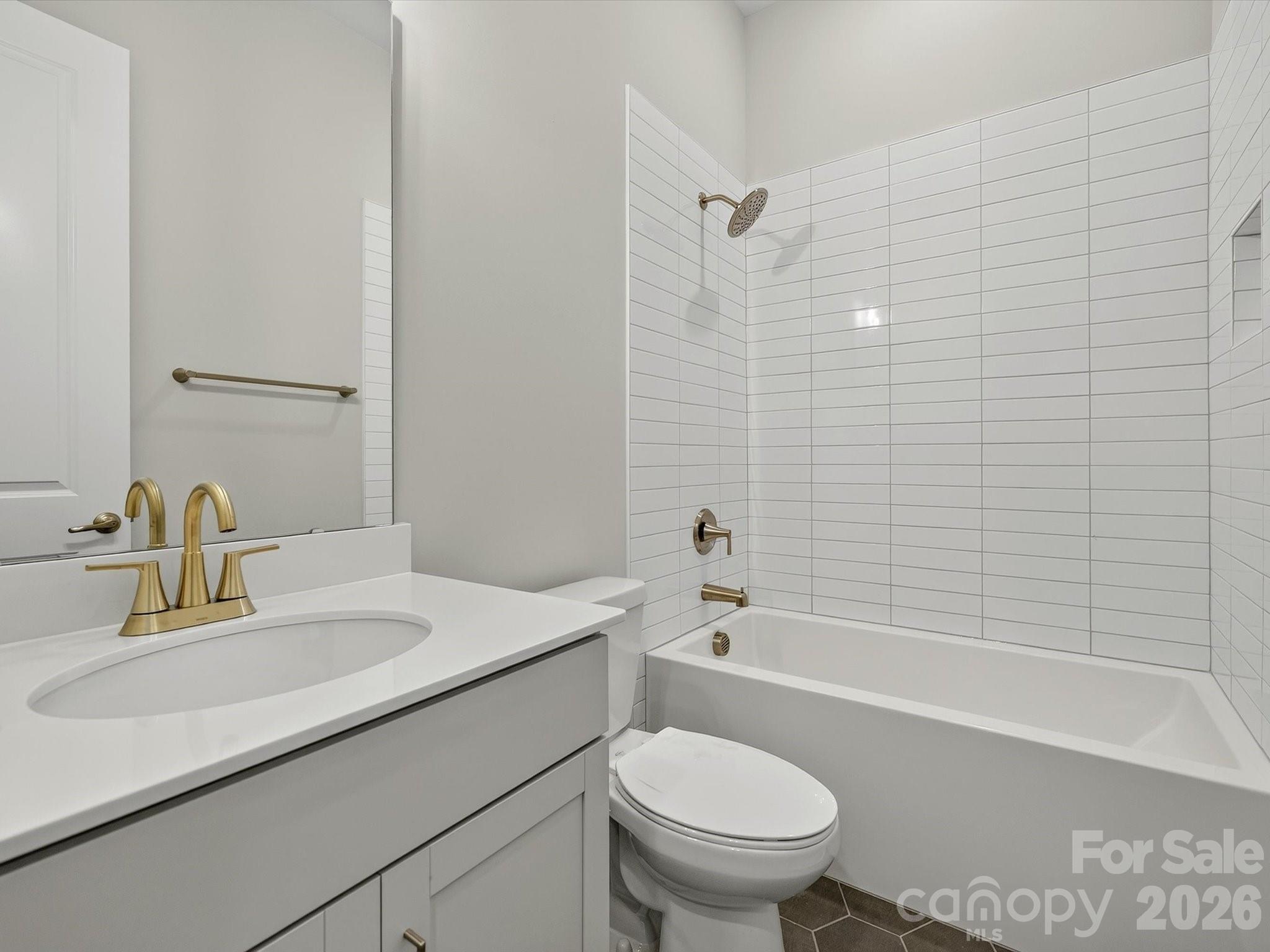 Encore At Streamside - Residential