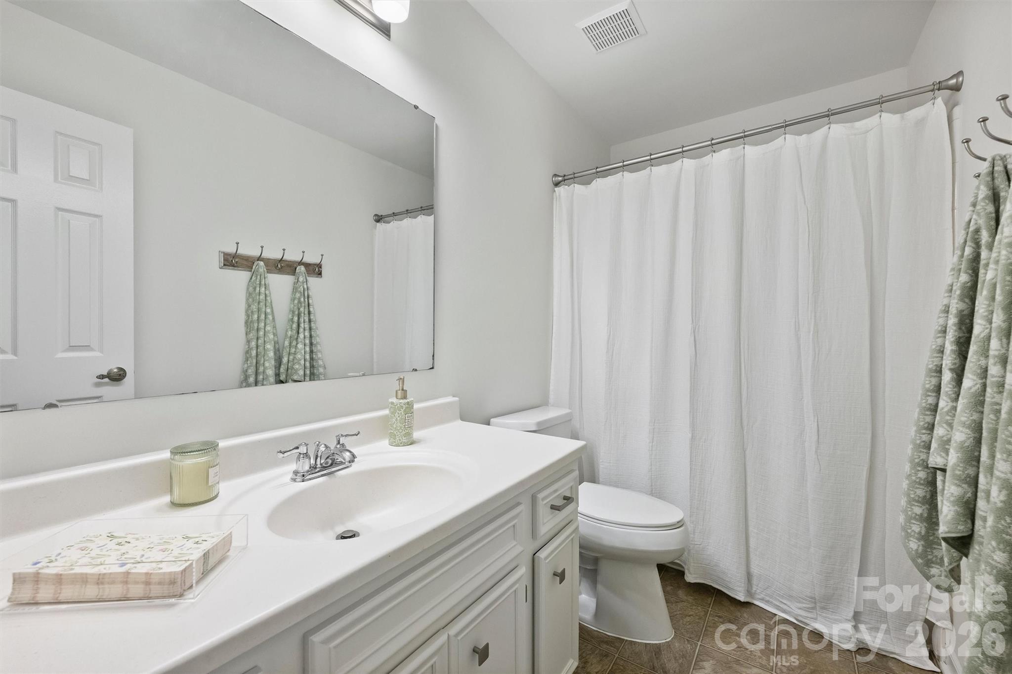 Renaissance On Carmel - Residential