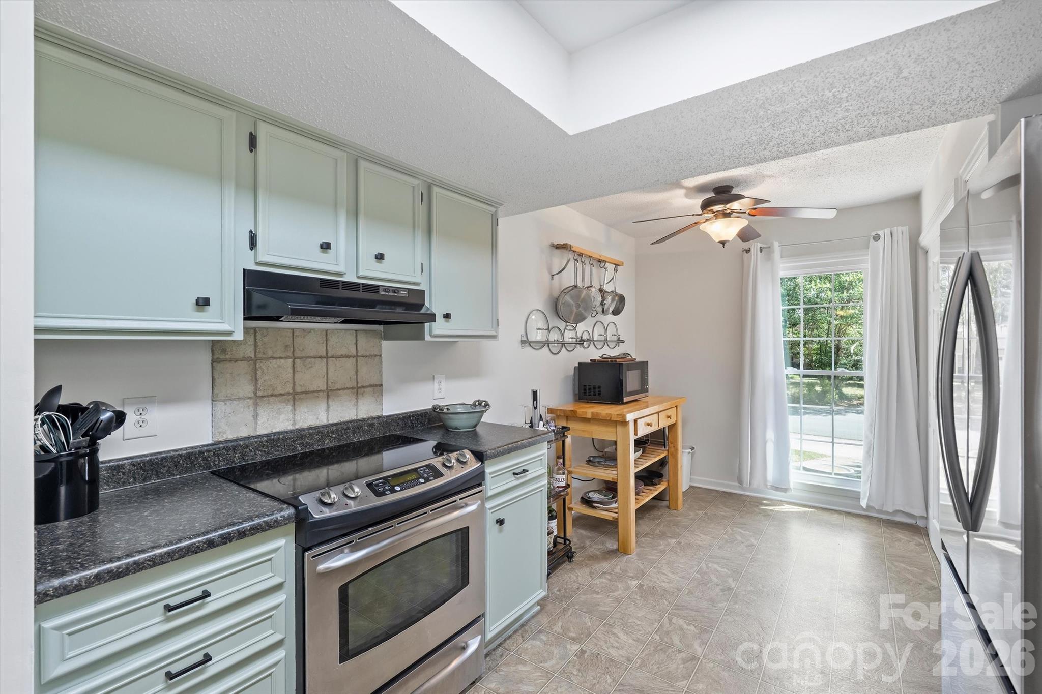 Renaissance On Carmel - Residential