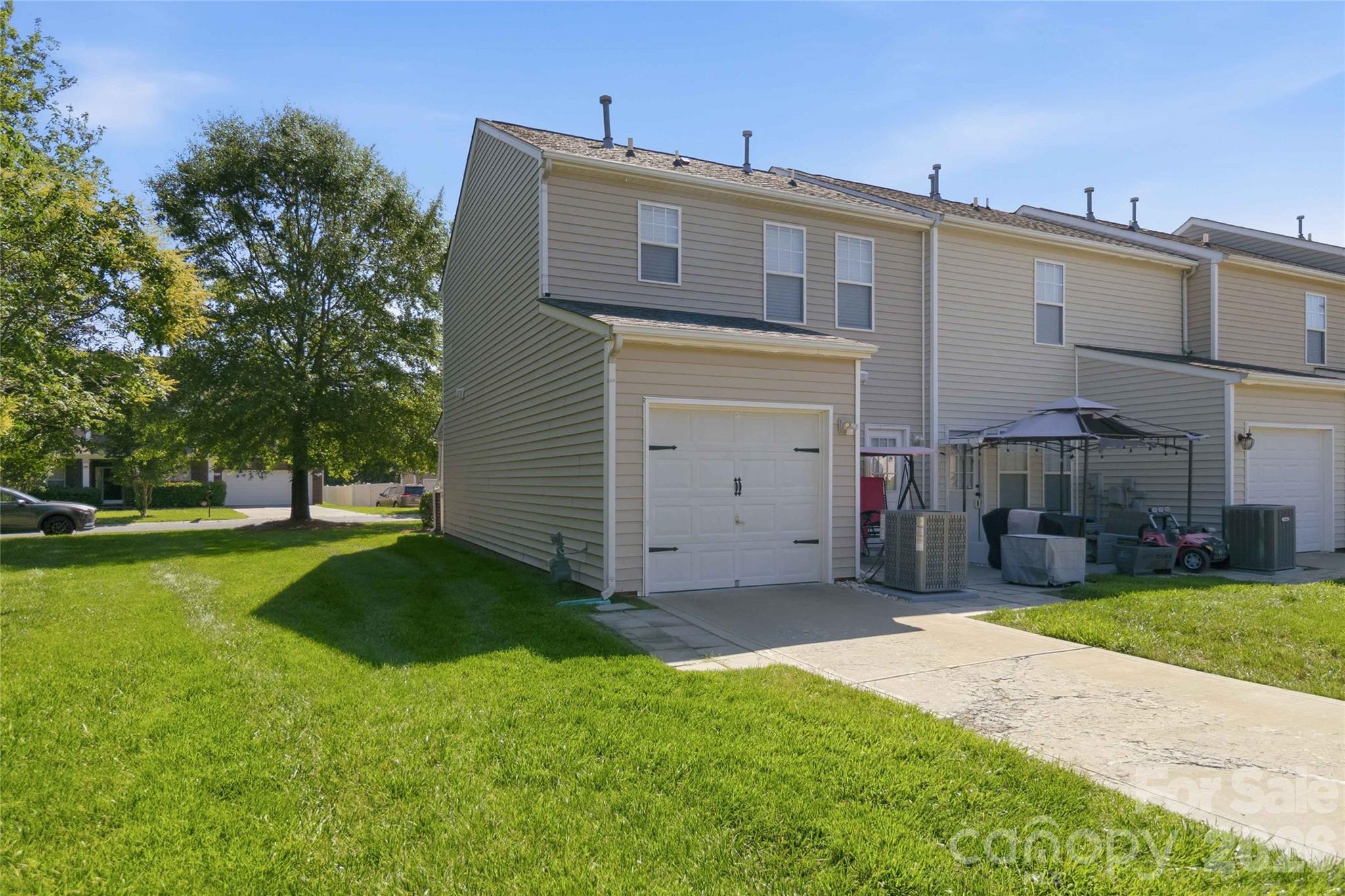 Taylor Glen Townhomes - Residential