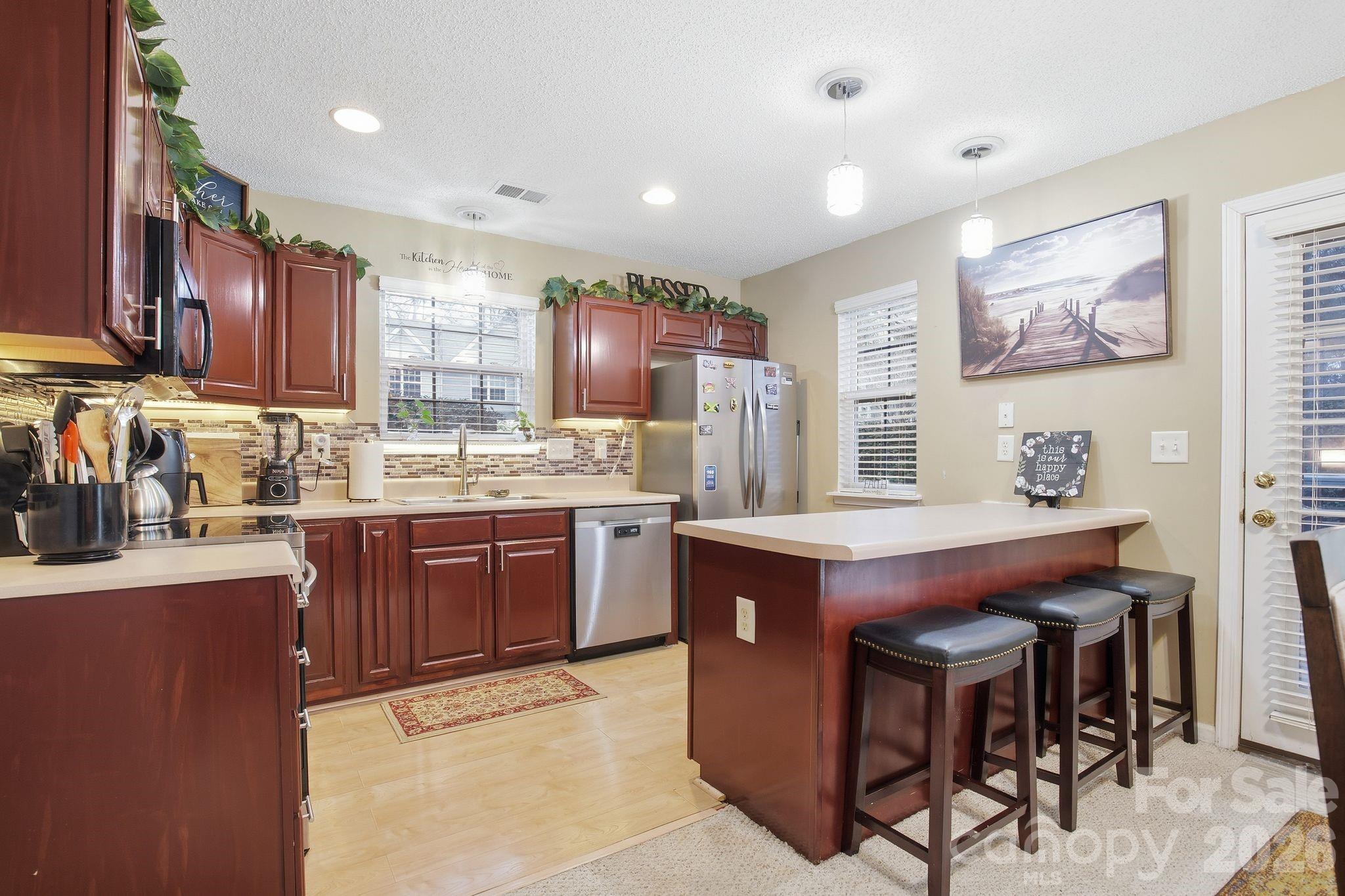Holly Ridge - Residential