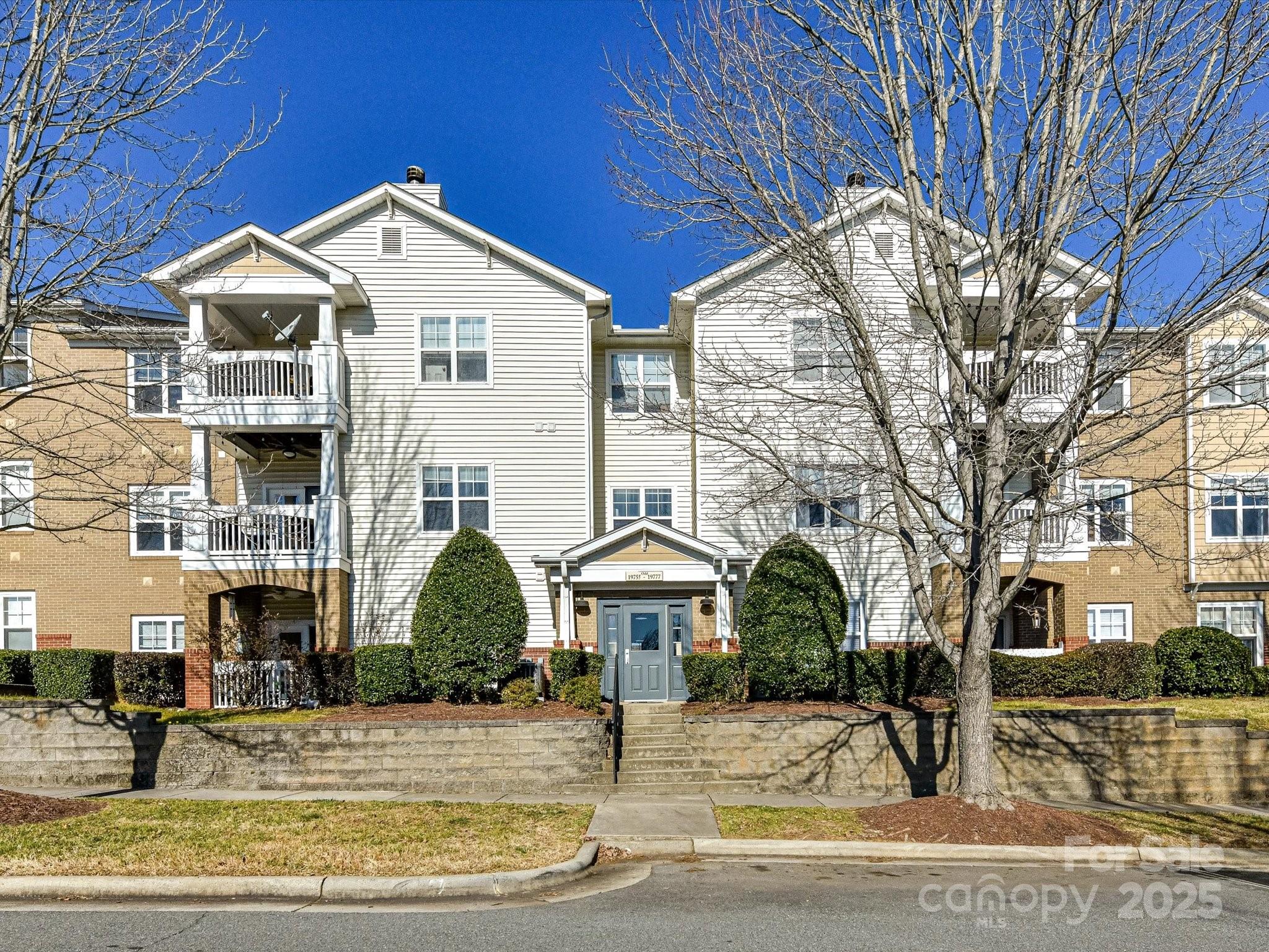 Alexander Chase - Residential