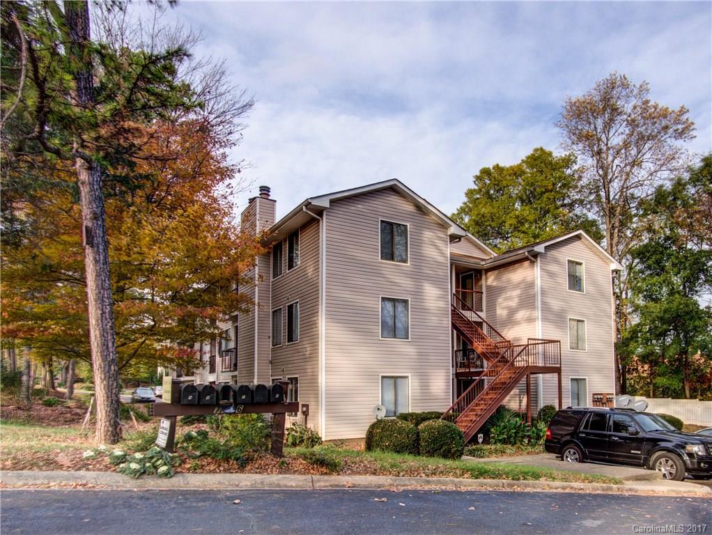 Ground floor unit with a split bedroom layout perfect for privacy and room-mates. Living room with fireplace and patio access, kitchen with stainless steel appliances, flat top stove and plenty of cabinet space, master bedroom with private bath and walk-in closet and spacious secondary bedroom with walk-in closet. Anderson HVAC, hot water heater, and carpet all new within the last year.