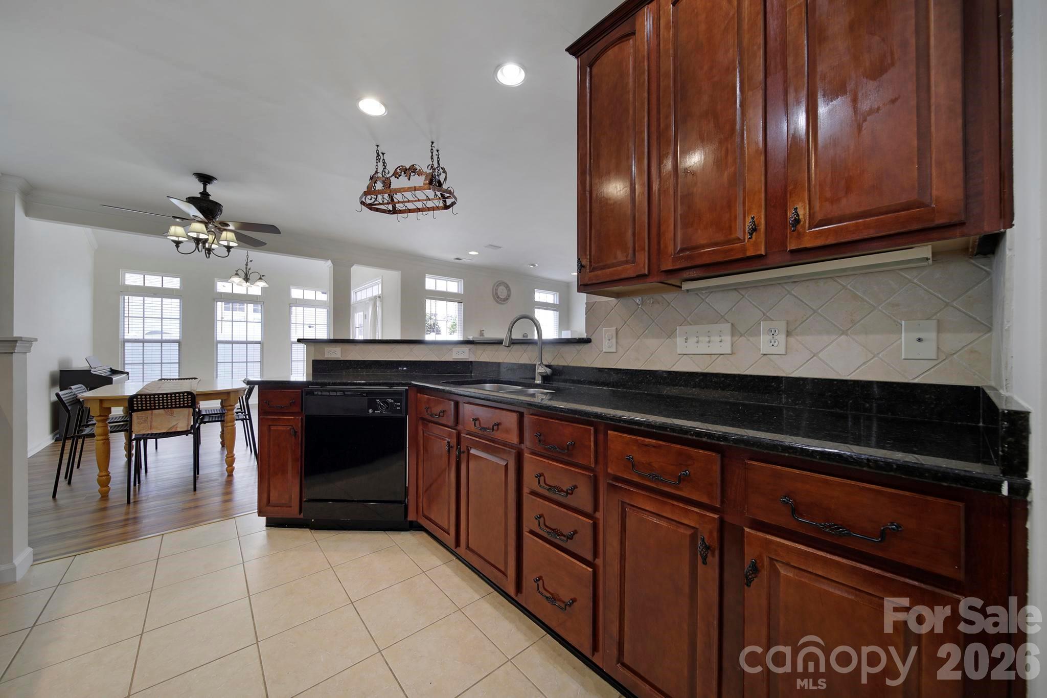 Autumn Cove At Lake Wylie - Residential