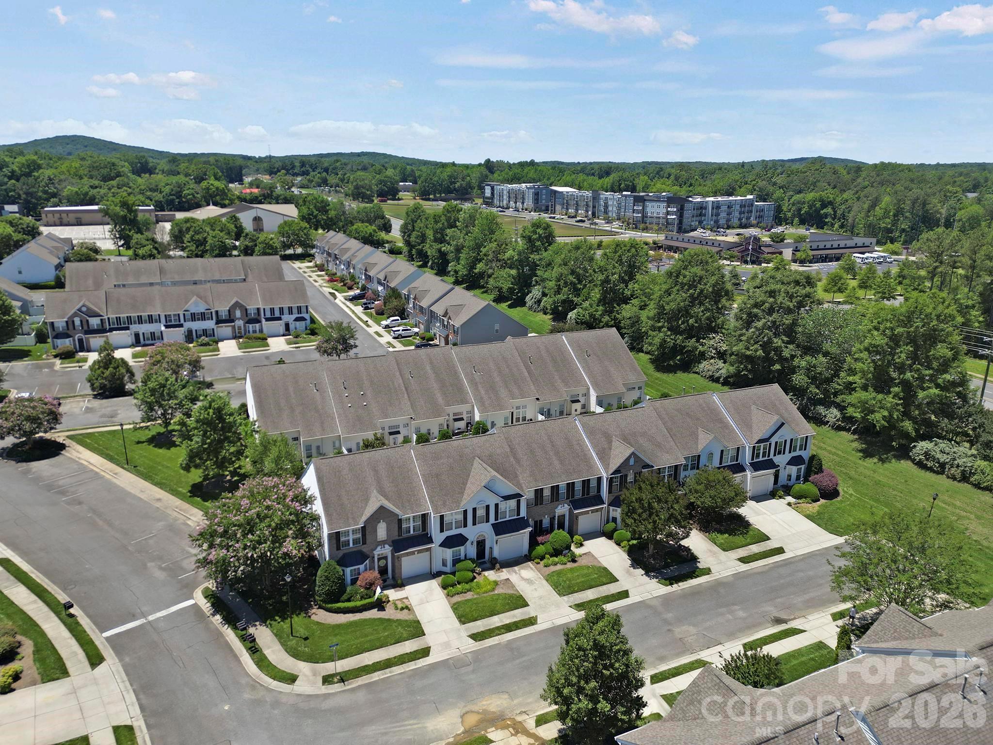 Autumn Cove At Lake Wylie - Residential