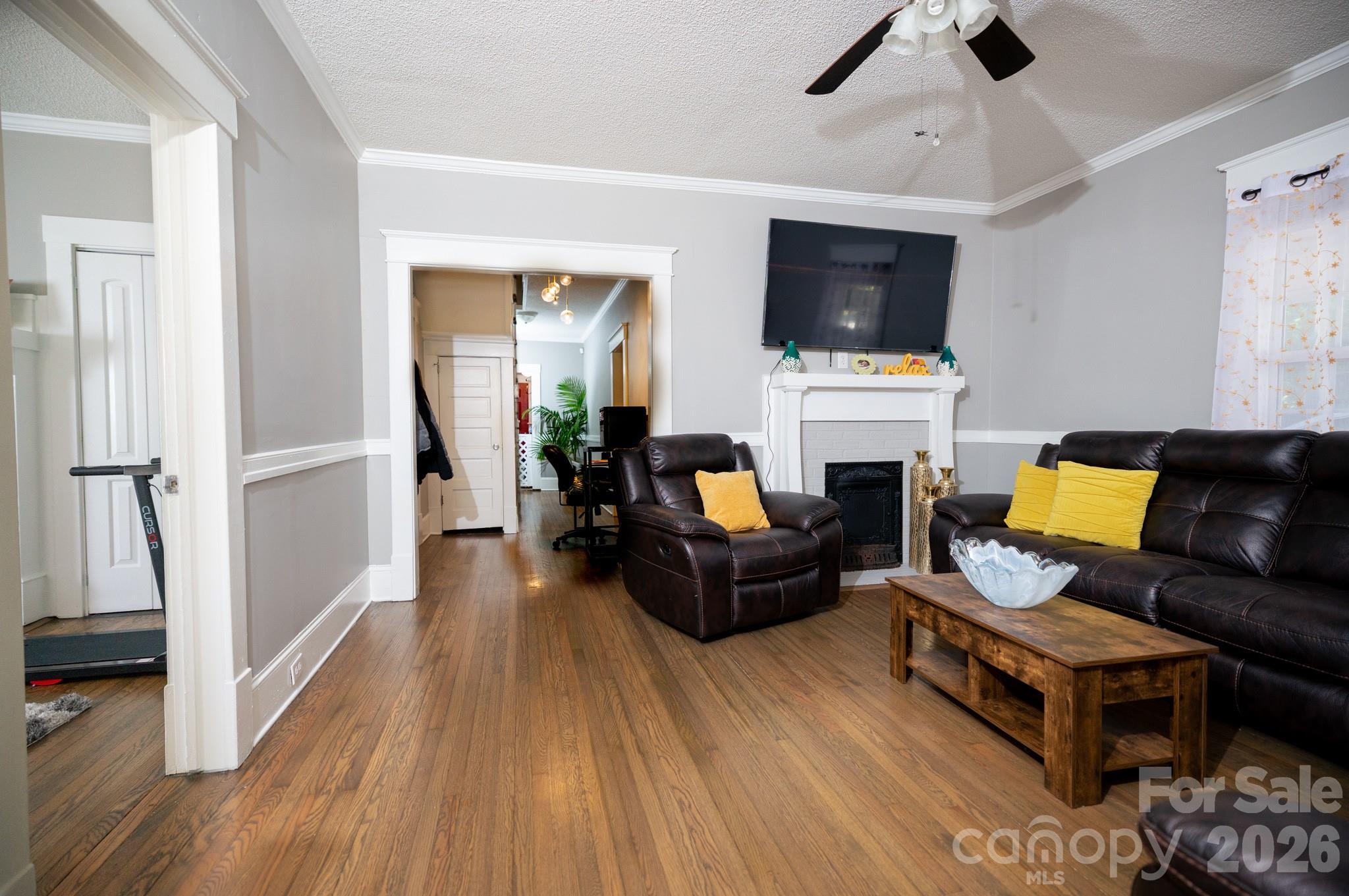 ARLINGTON - Residential