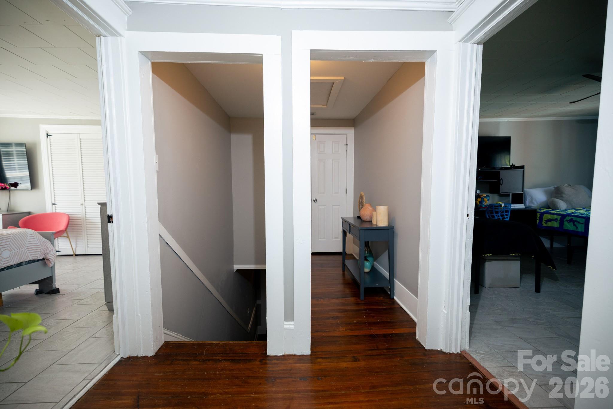 ARLINGTON - Residential