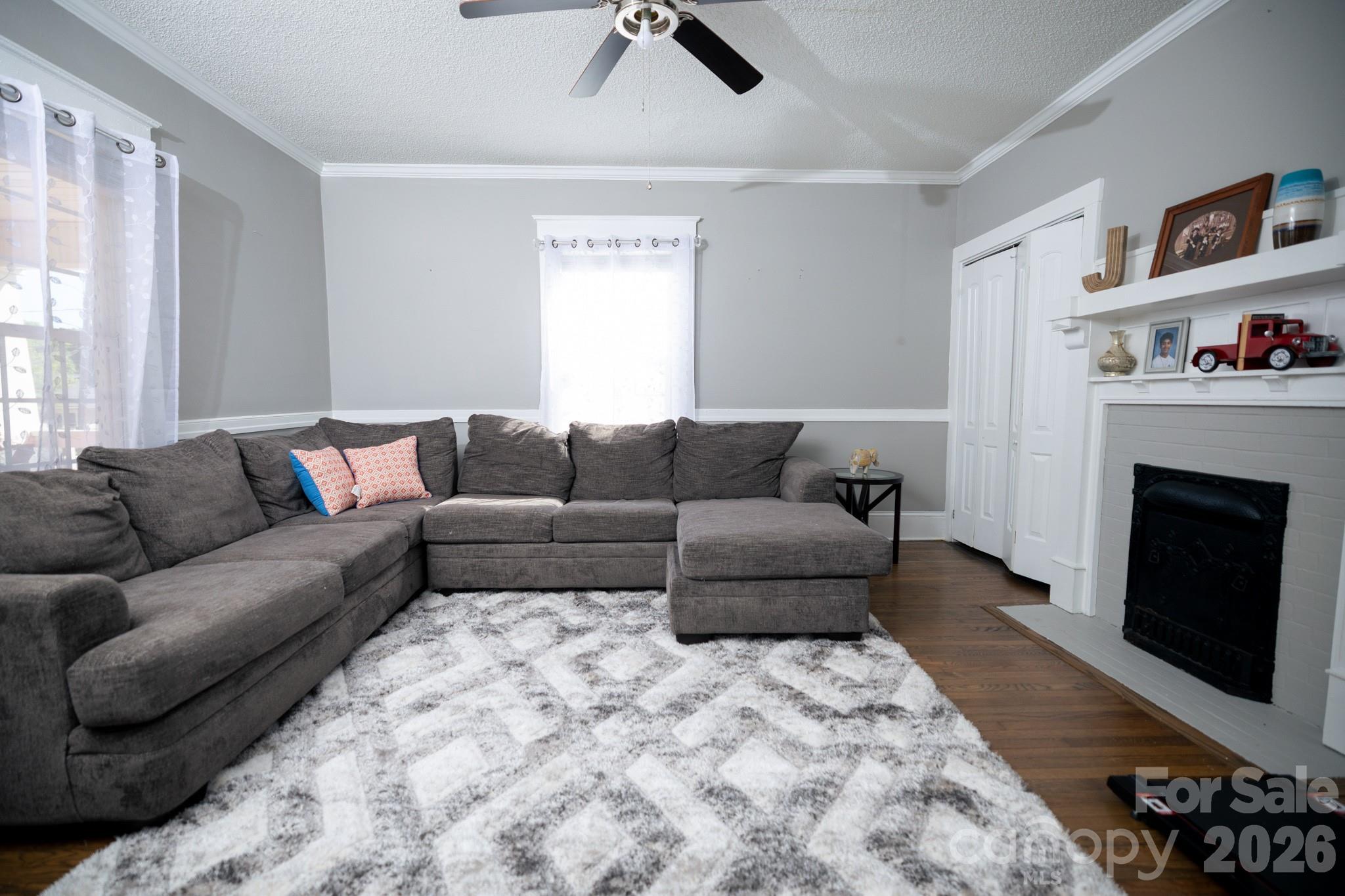 ARLINGTON - Residential