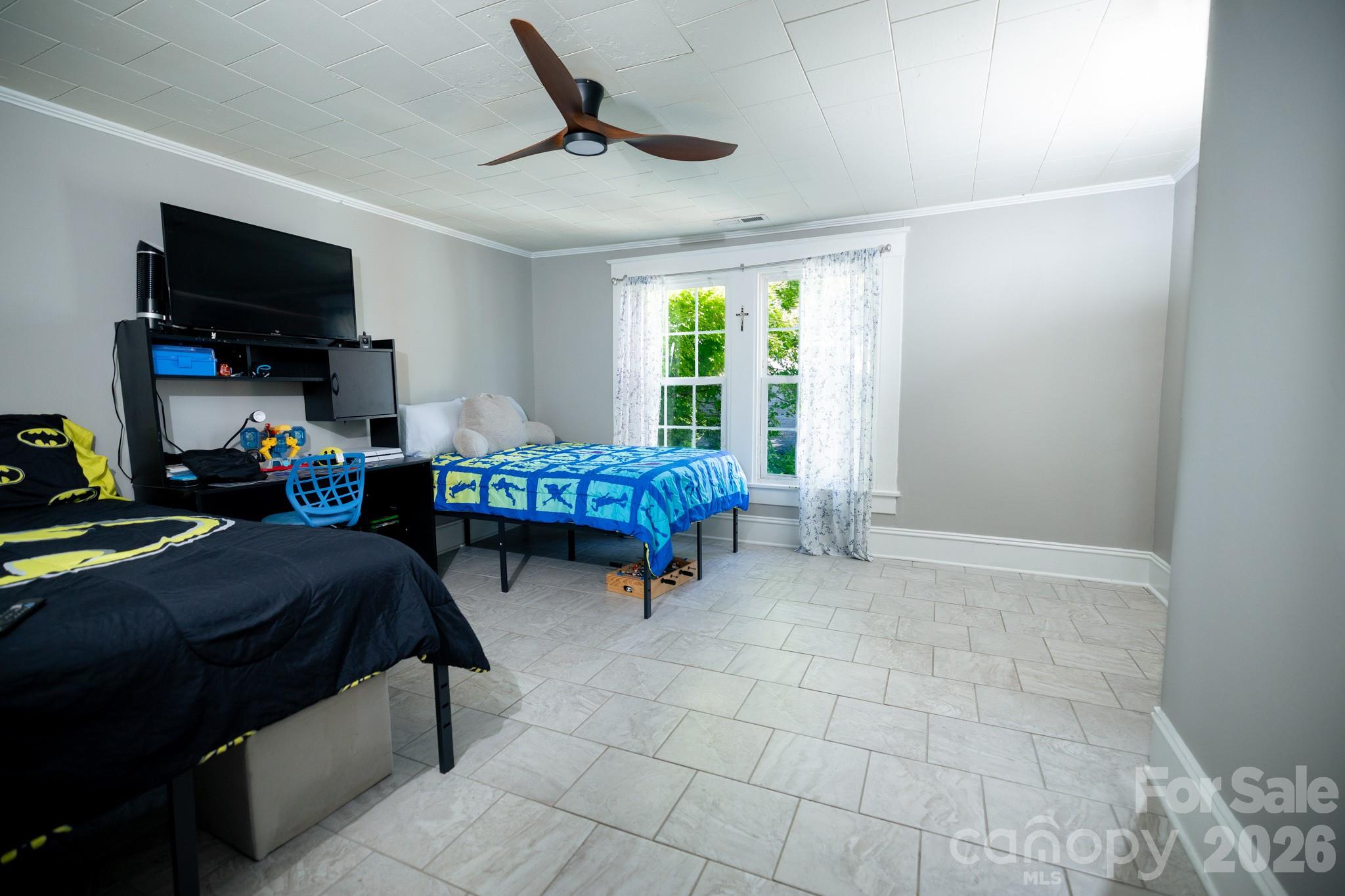 ARLINGTON - Residential