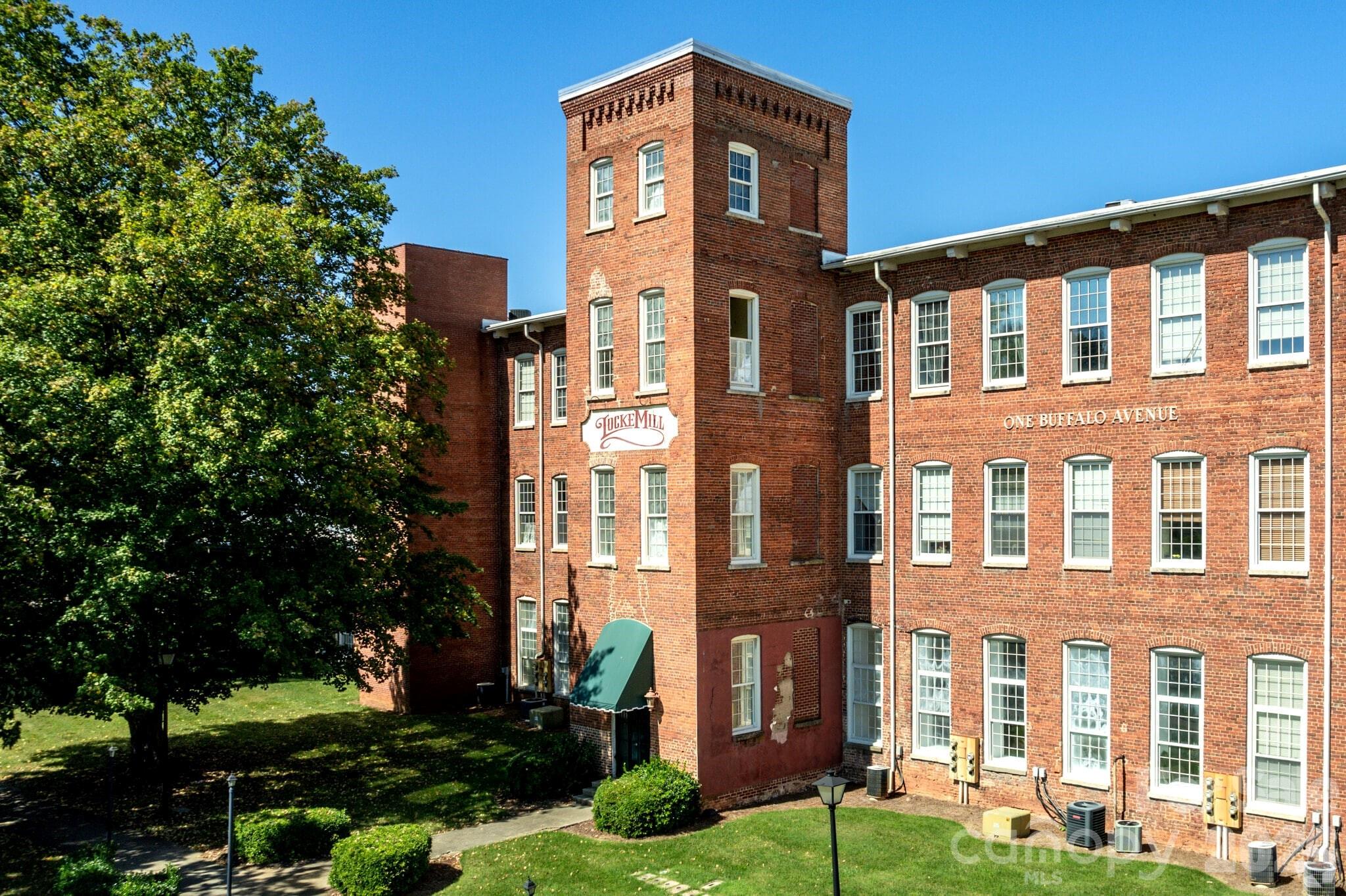 Locke Mill Plaza - Residential