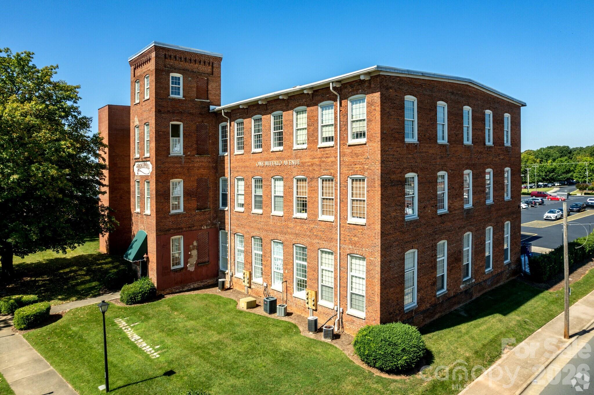 Locke Mill Plaza - Residential