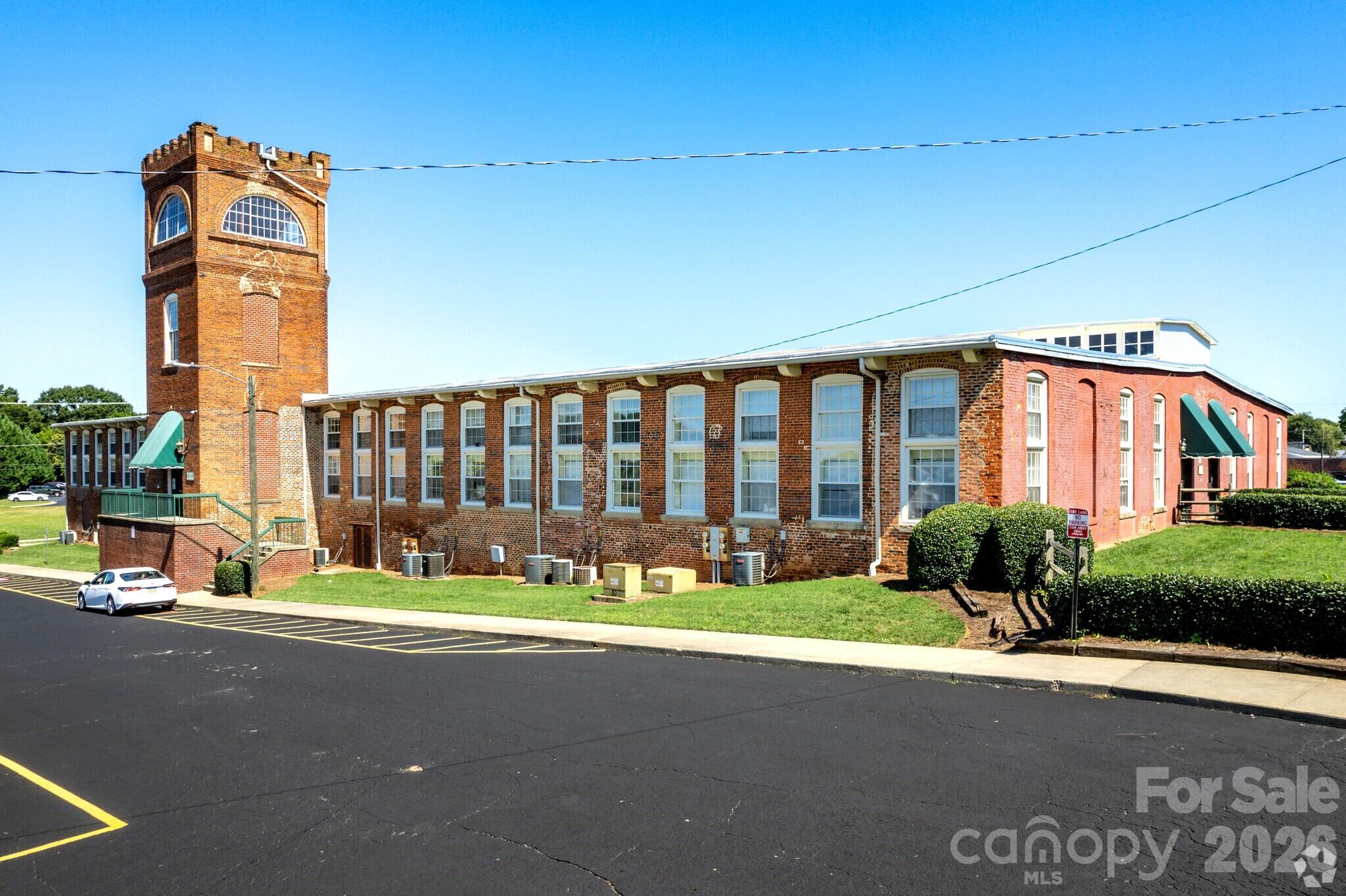 Locke Mill Plaza - Residential