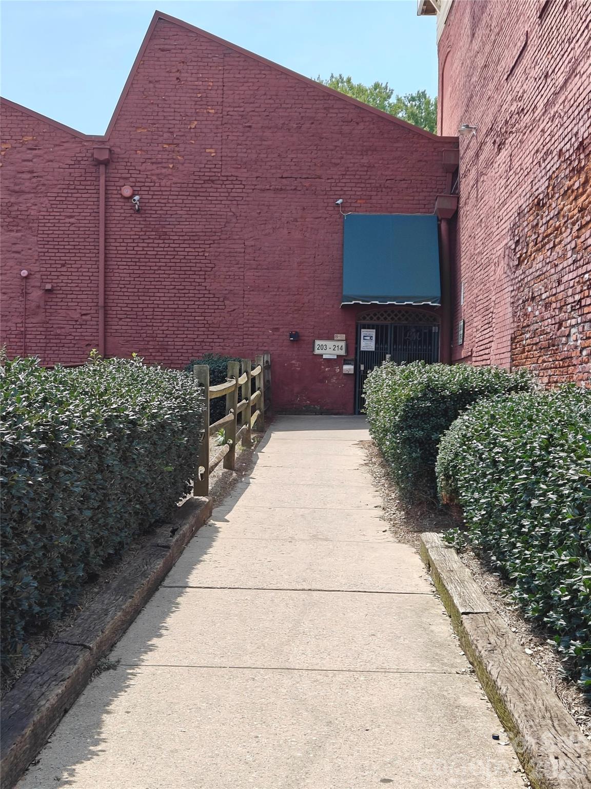 Locke Mill Plaza - Residential