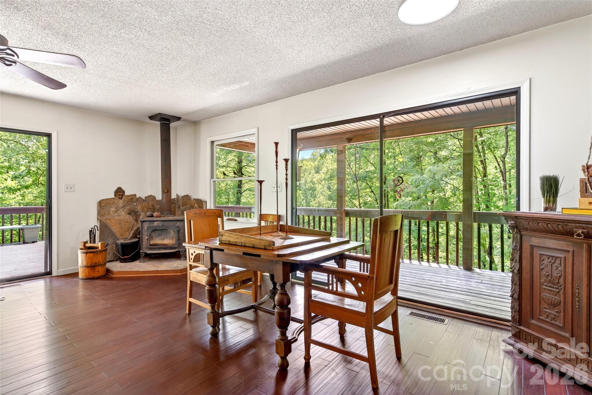 Gateway Mountain - Residential
