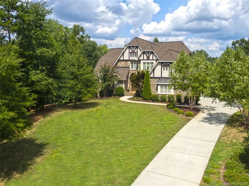 MUST SEE! Magnificent Kingswood beauty, private cul-de-sac lot. Elegant, yet comfortable for the most discerning buyer. Custom millwork & finish details. Main level owner's suite plus three additional ensuite bedrooms up, full finished basement w/rec room, wine cellar & in-law suite. Kitchen features high end appliances, bar-top island, combined with stunning cabinetry. Lots of privacy off terrace & bottom patio, whole home water filtration, HOA includes Greenway membership. Preview drone video.