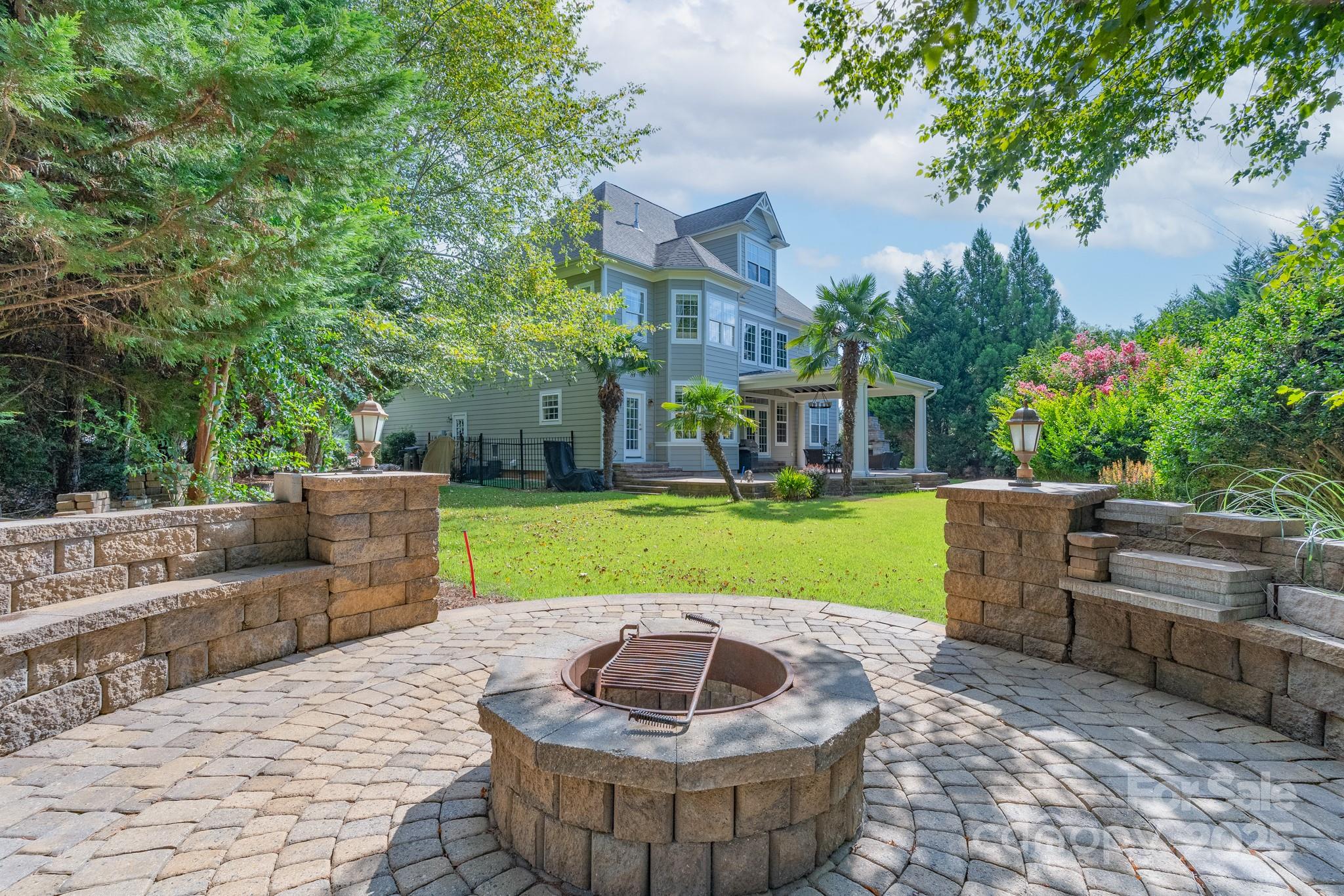 Fairway Point - Residential