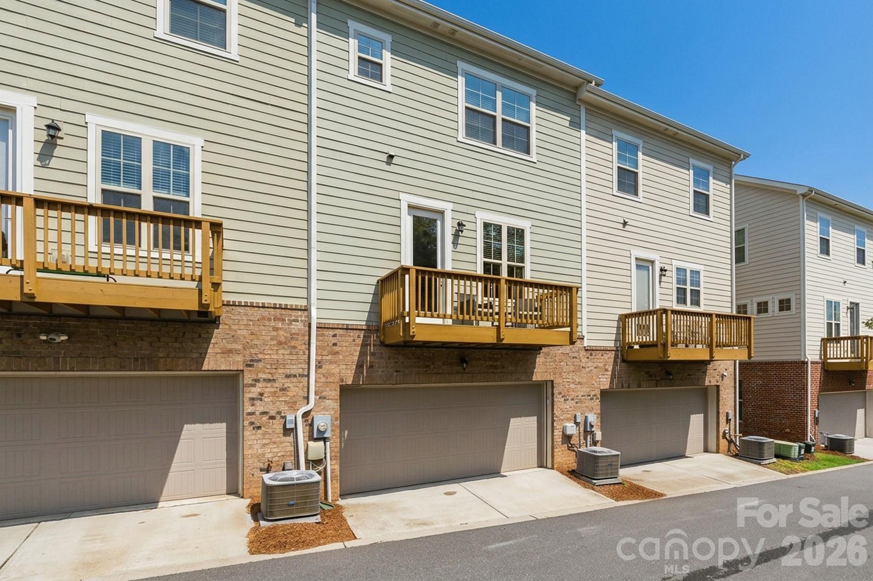 Hadley at Arrowood Station - Residential