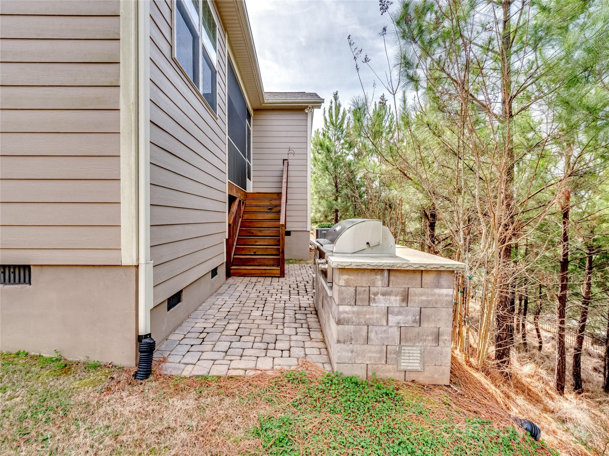 Summerhouse at Paddlers Cove - Residential