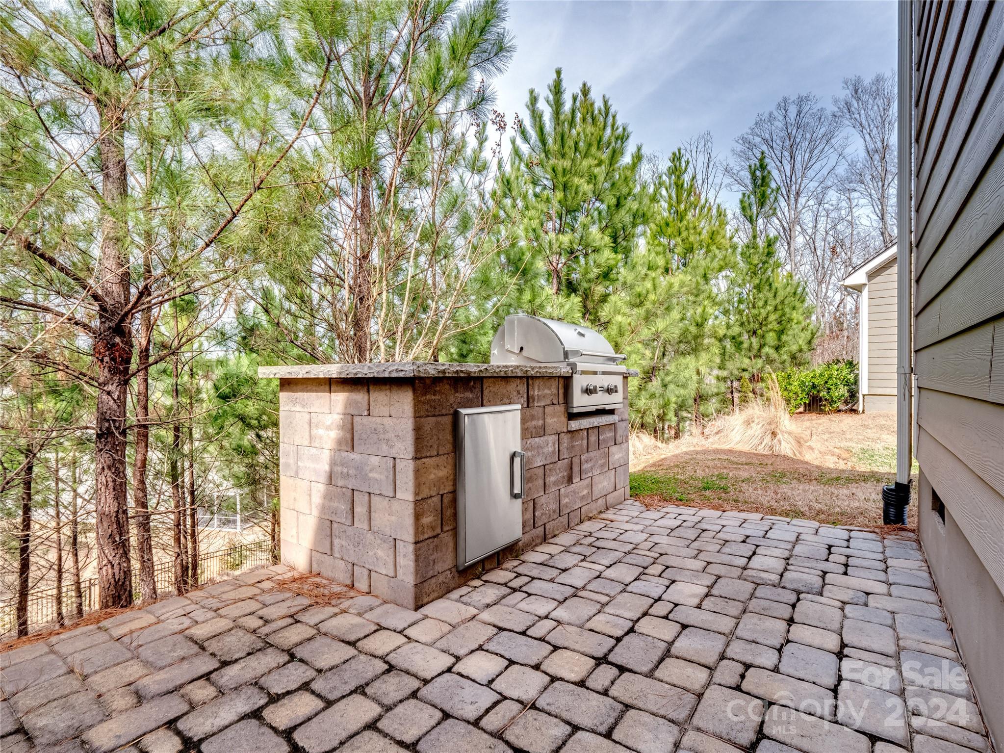 Summerhouse at Paddlers Cove - Residential