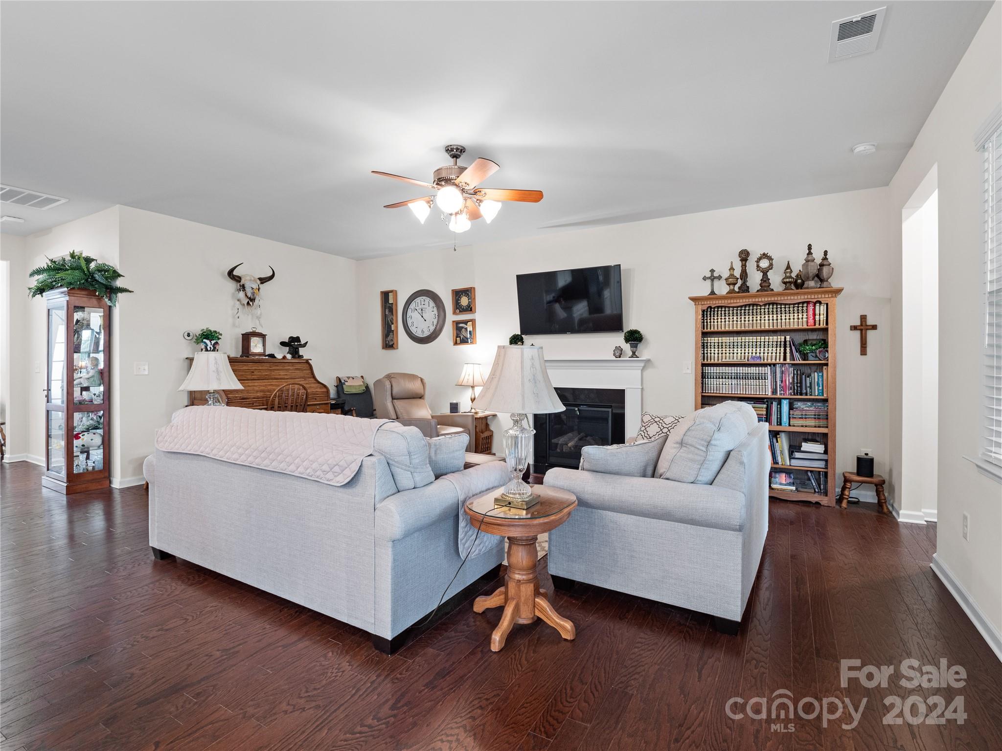 Summerhouse at Paddlers Cove - Residential