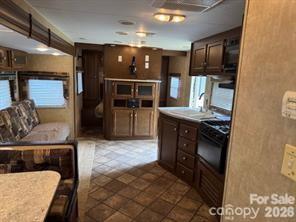 Twin Harbor - Residential