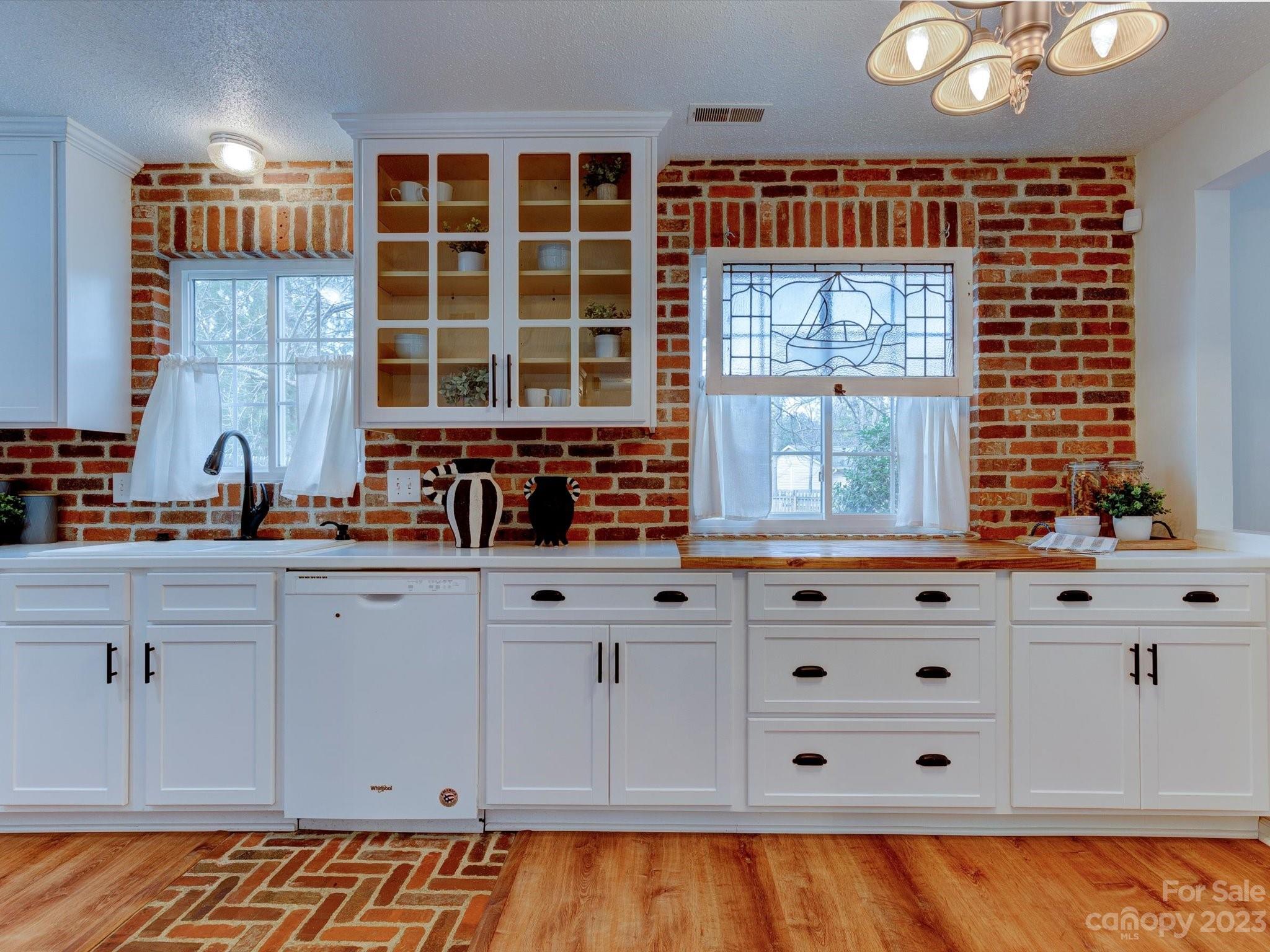 Waverly Hall - Residential
