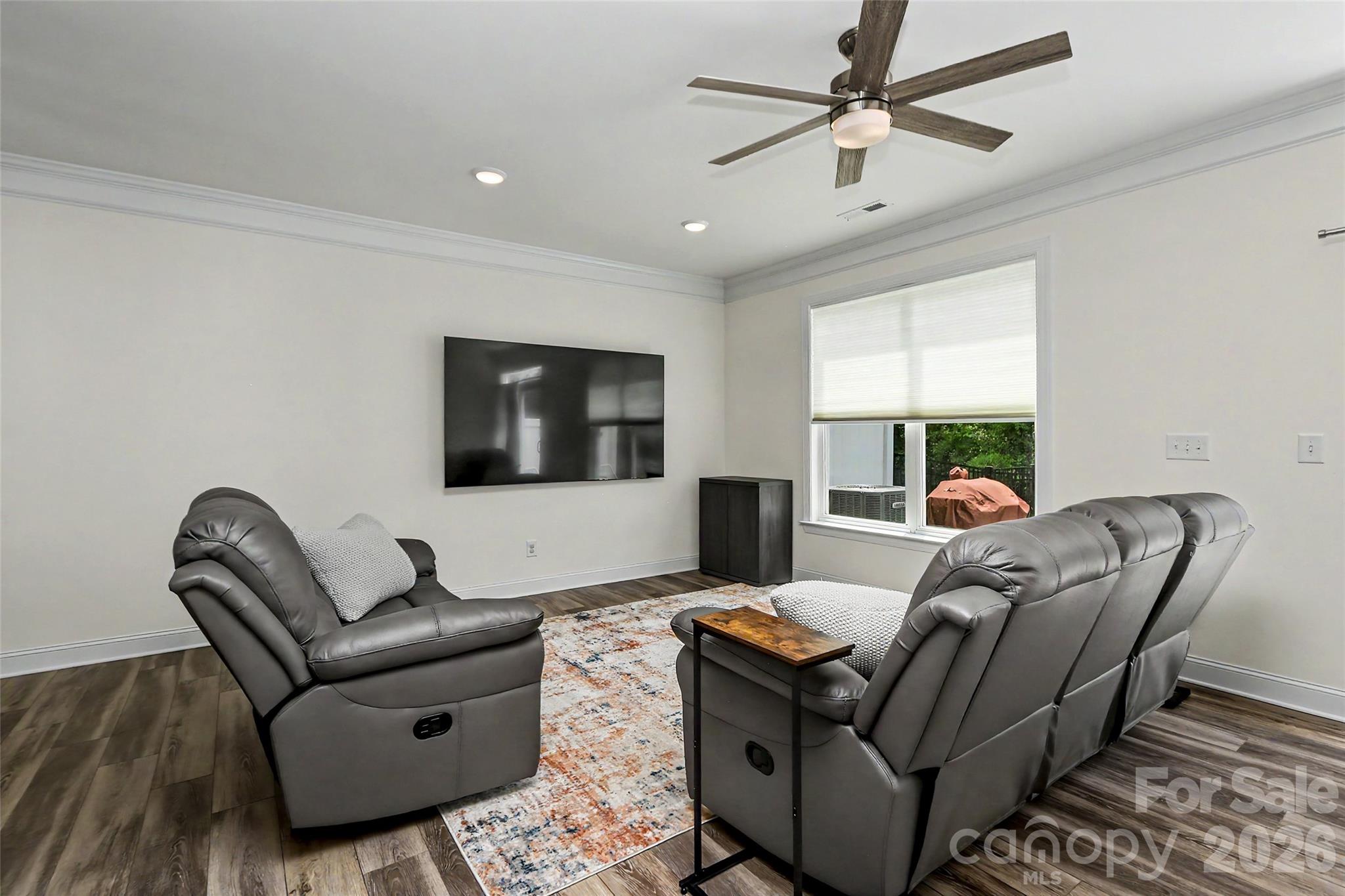 The Townhomes at McKee Glen - Residential