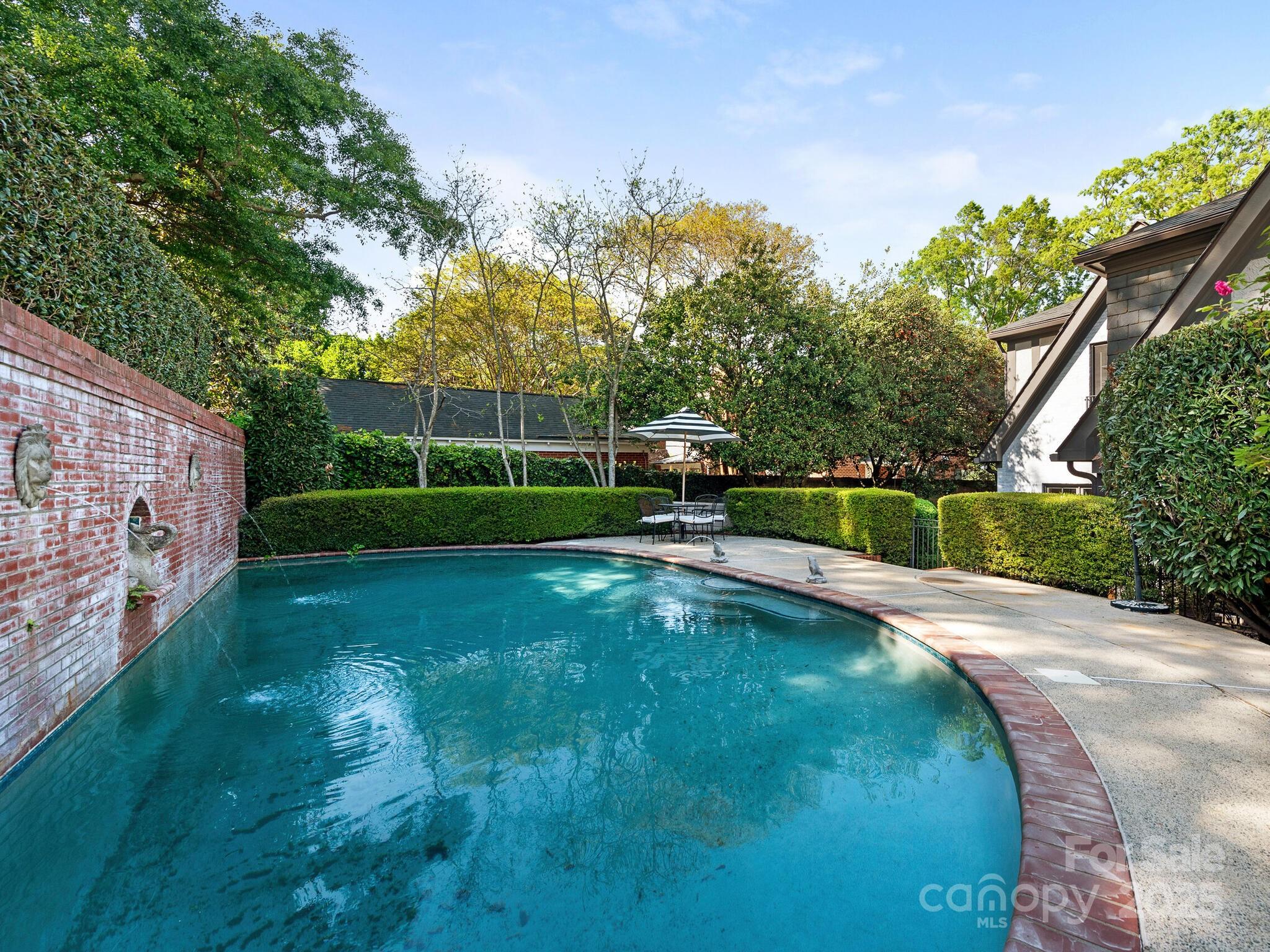 Myers Park - Residential