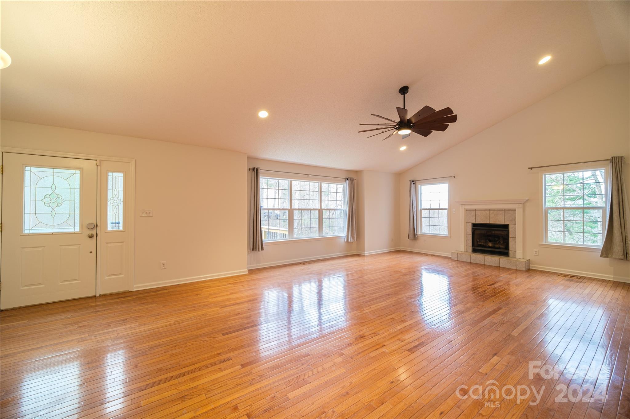 Sunny Ridge Estates - Residential