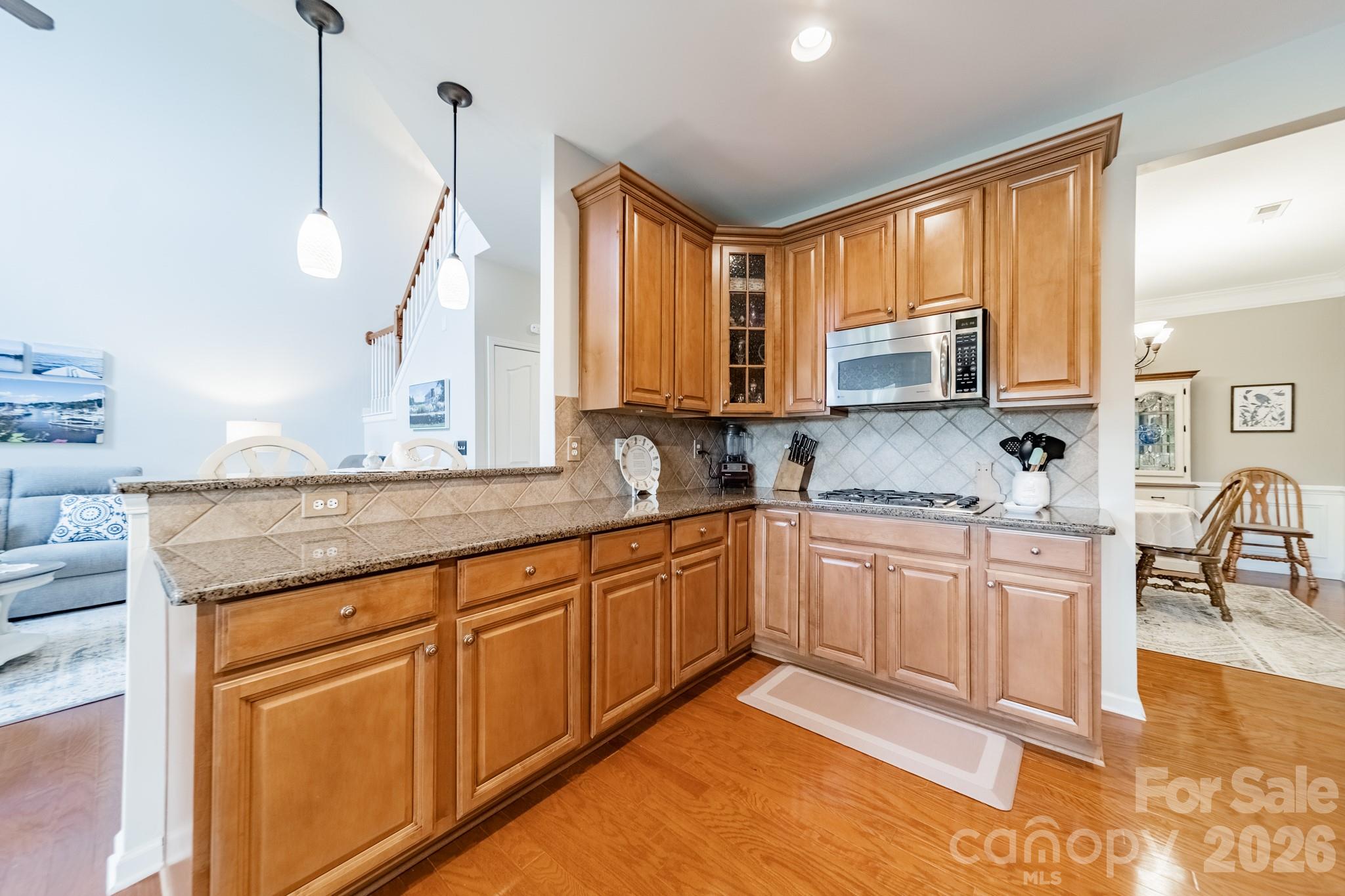 Lake Shore On Lake Wylie - Residential
