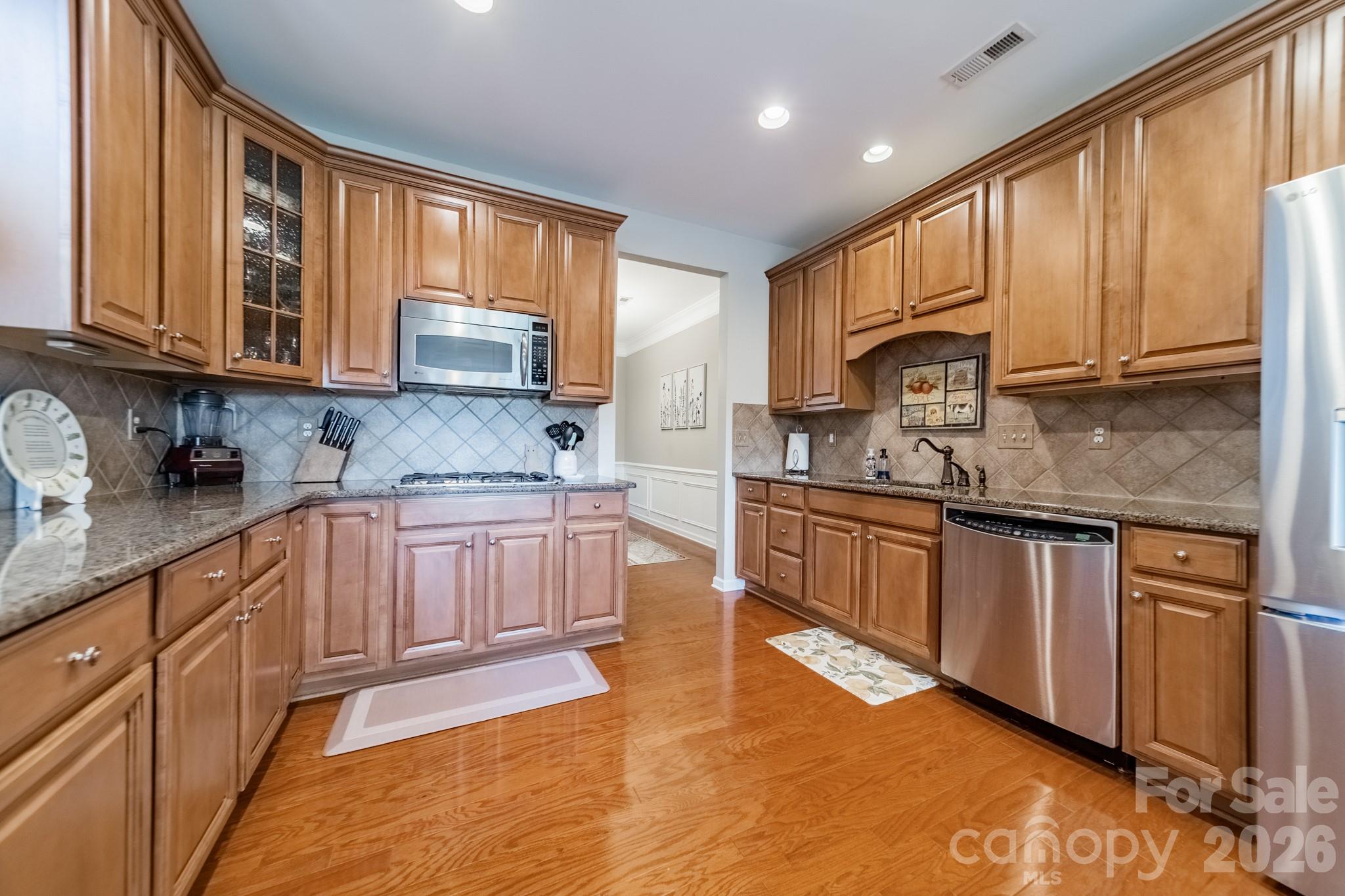 Lake Shore On Lake Wylie - Residential