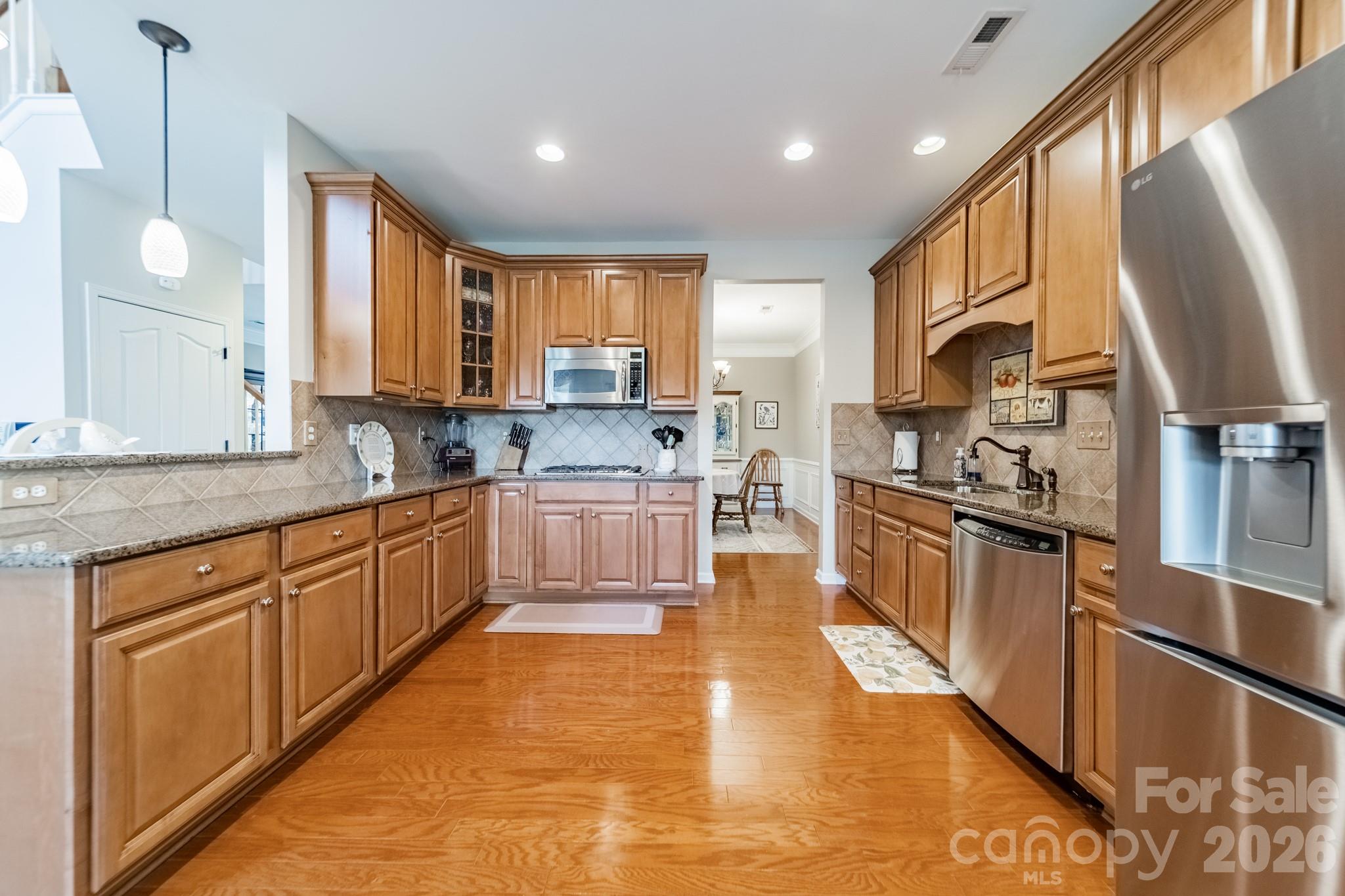 Lake Shore On Lake Wylie - Residential