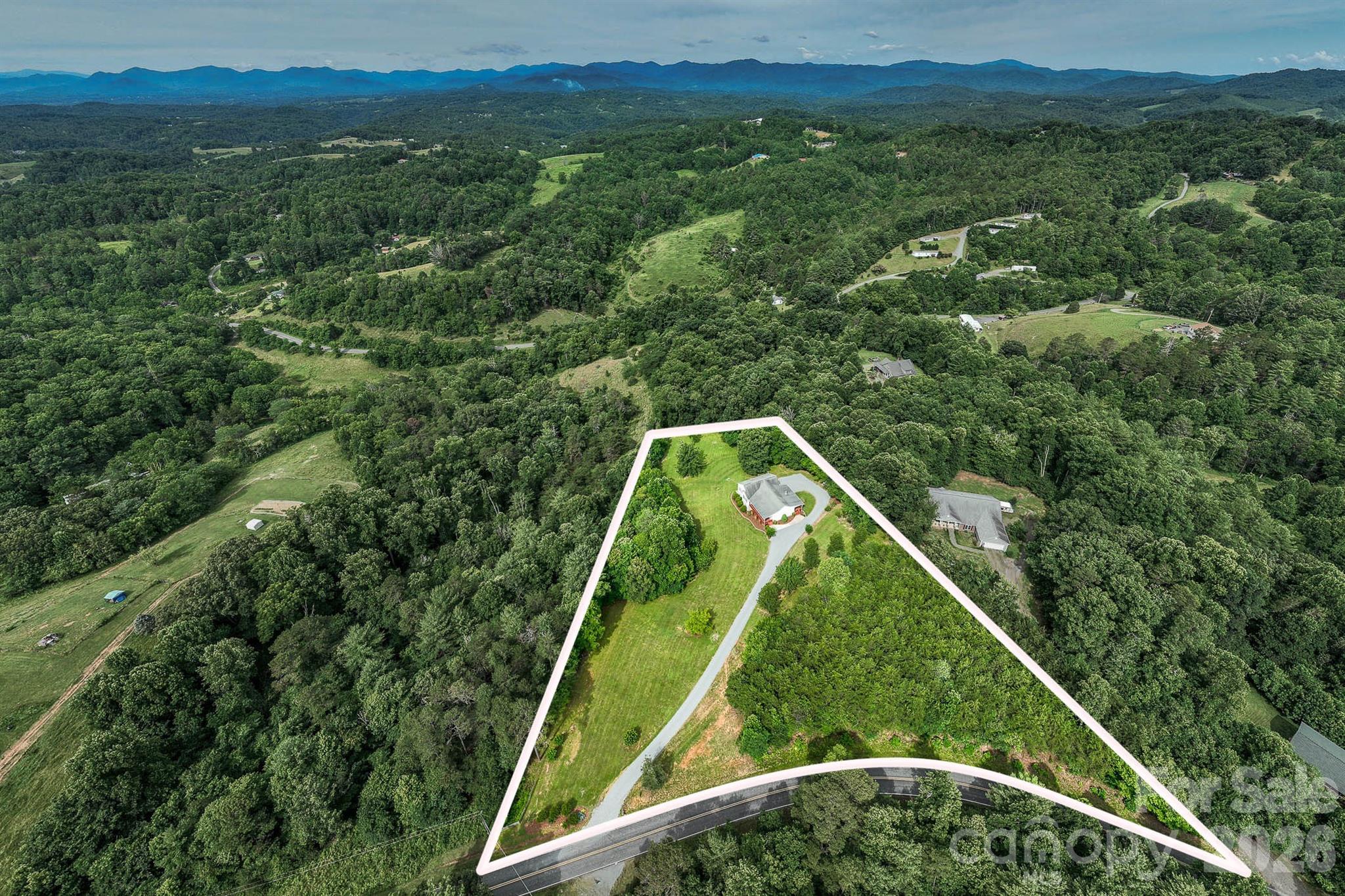 Ridge Runner Retreat - Residential