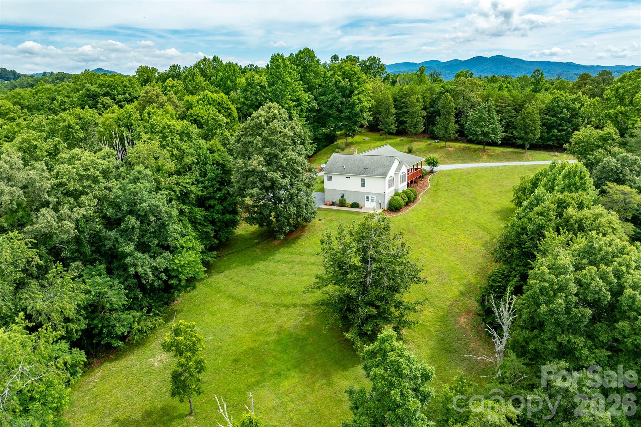 Ridge Runner Retreat - Residential