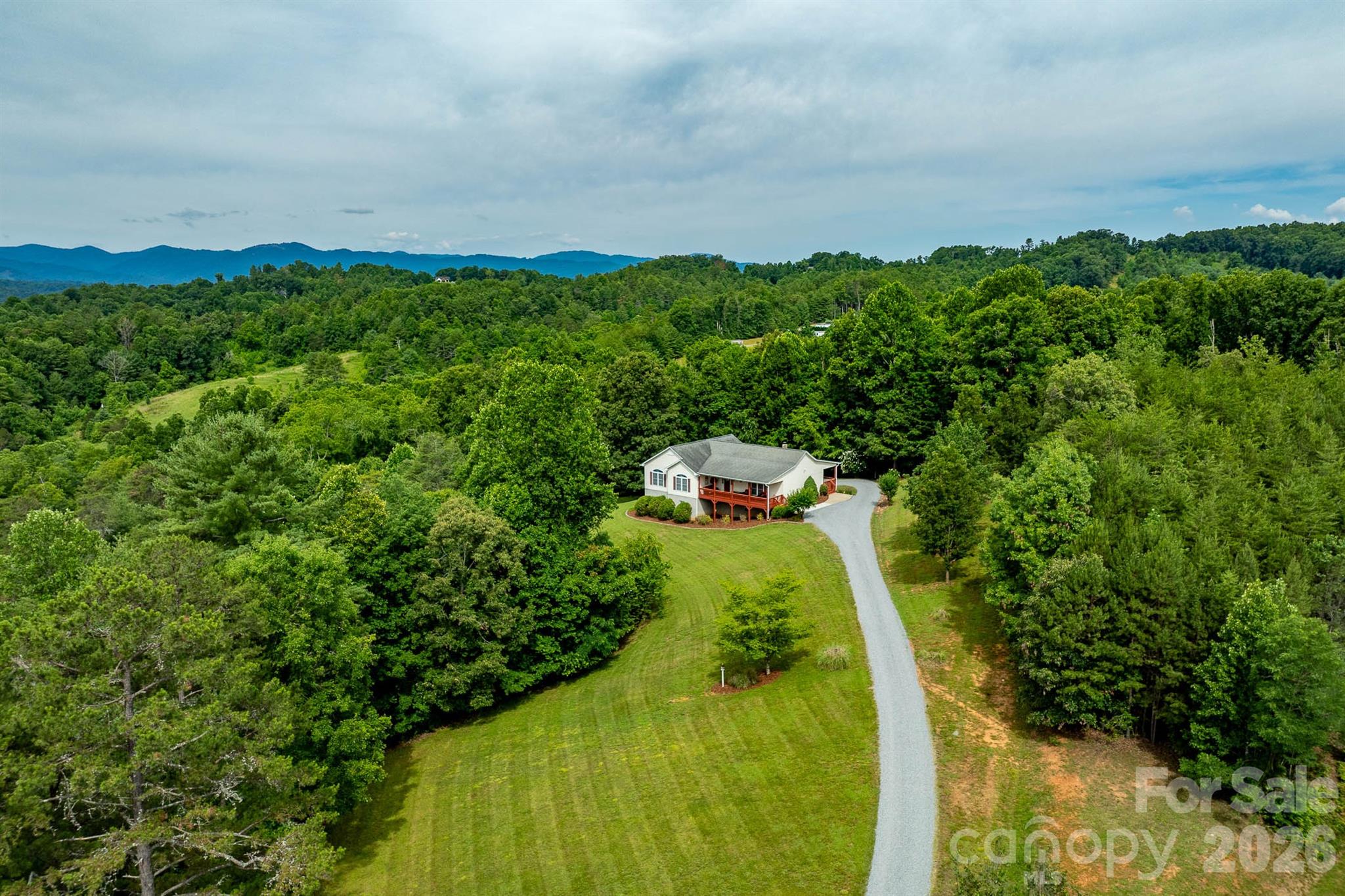 Ridge Runner Retreat - Residential