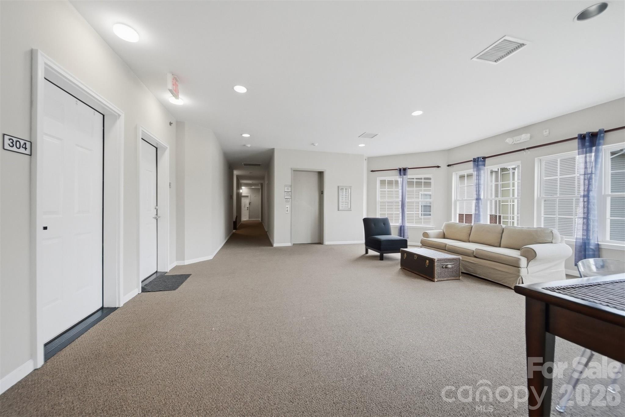Viewmont Plaza - Residential