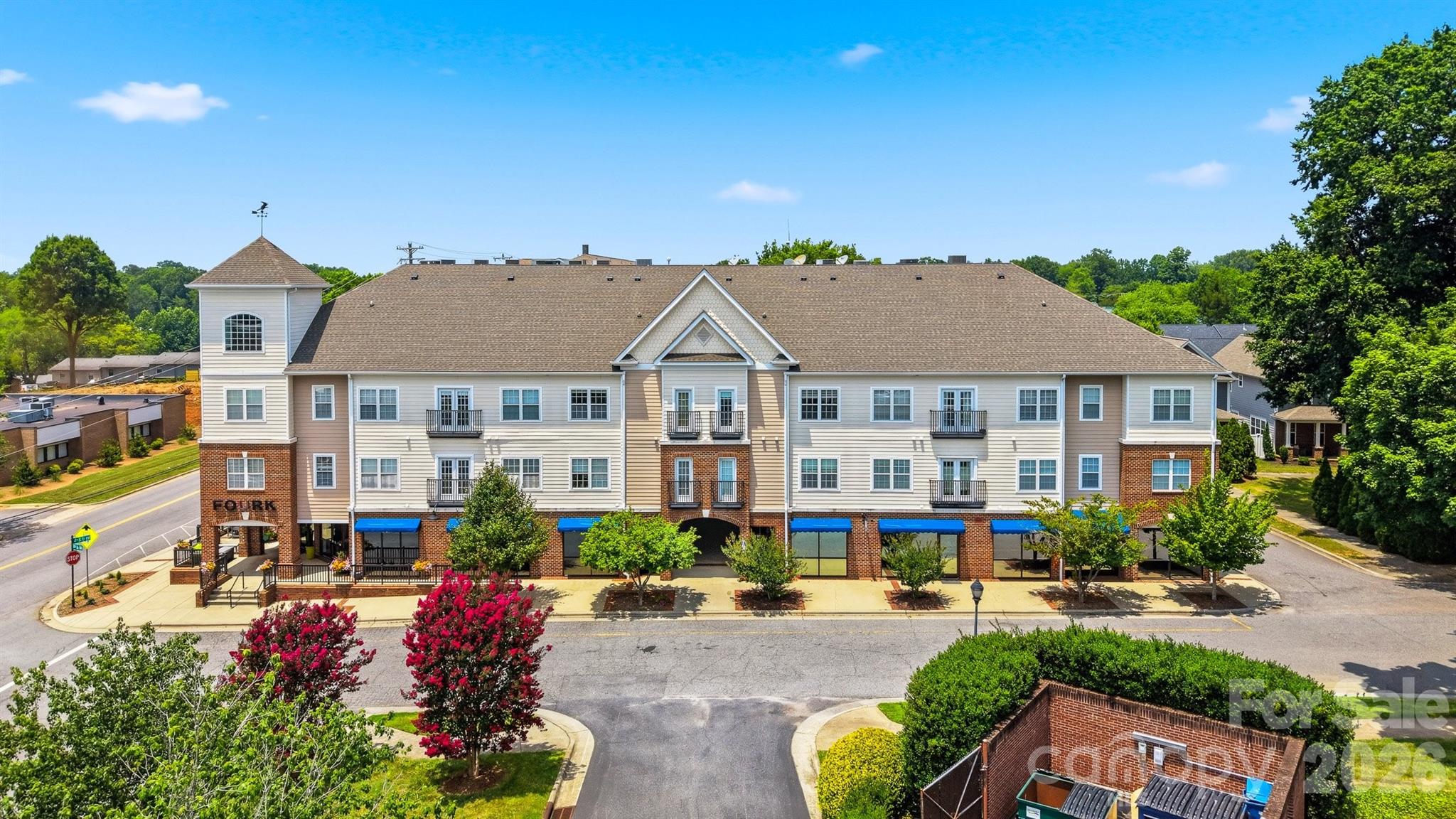 Viewmont Plaza - Residential