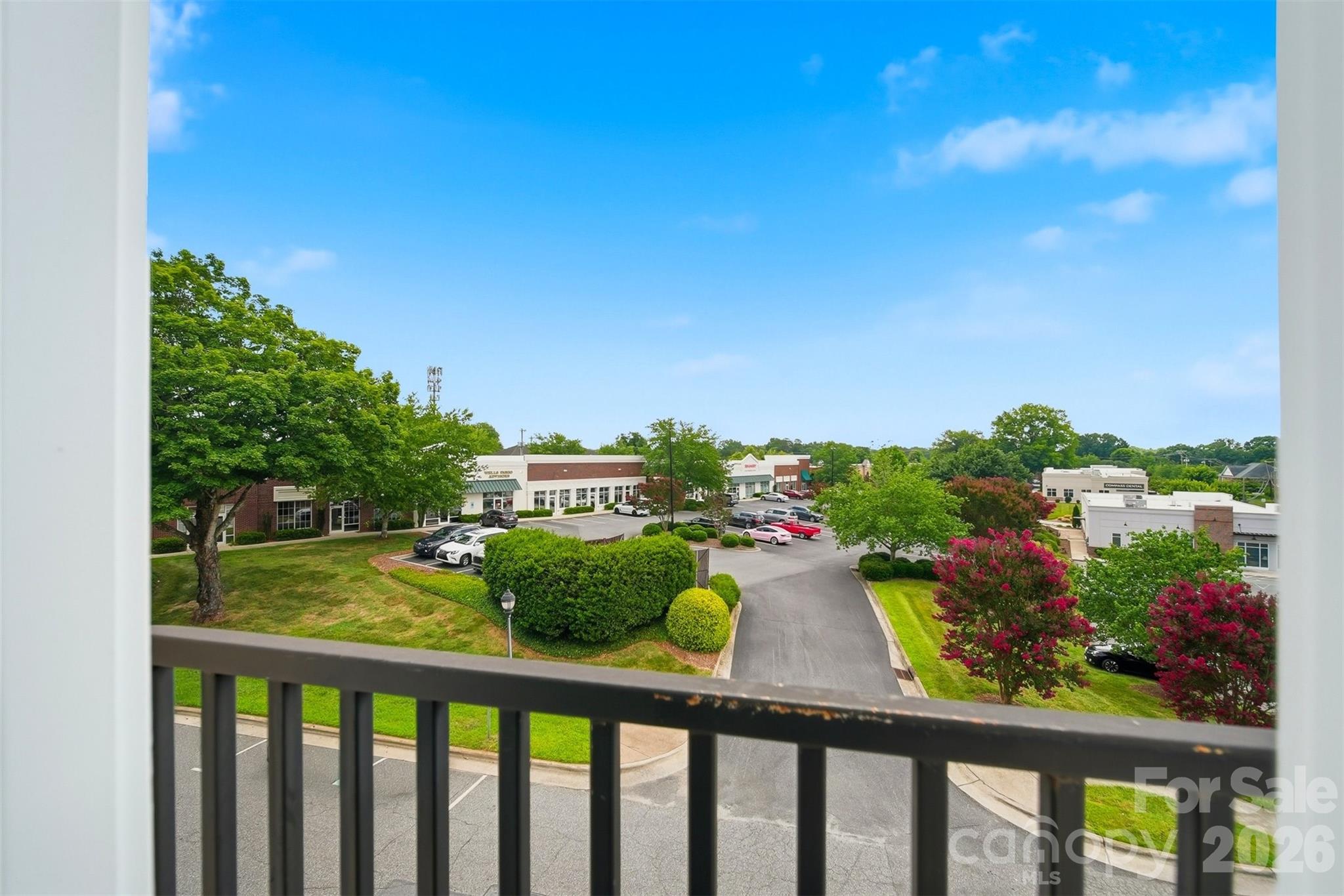 Viewmont Plaza - Residential