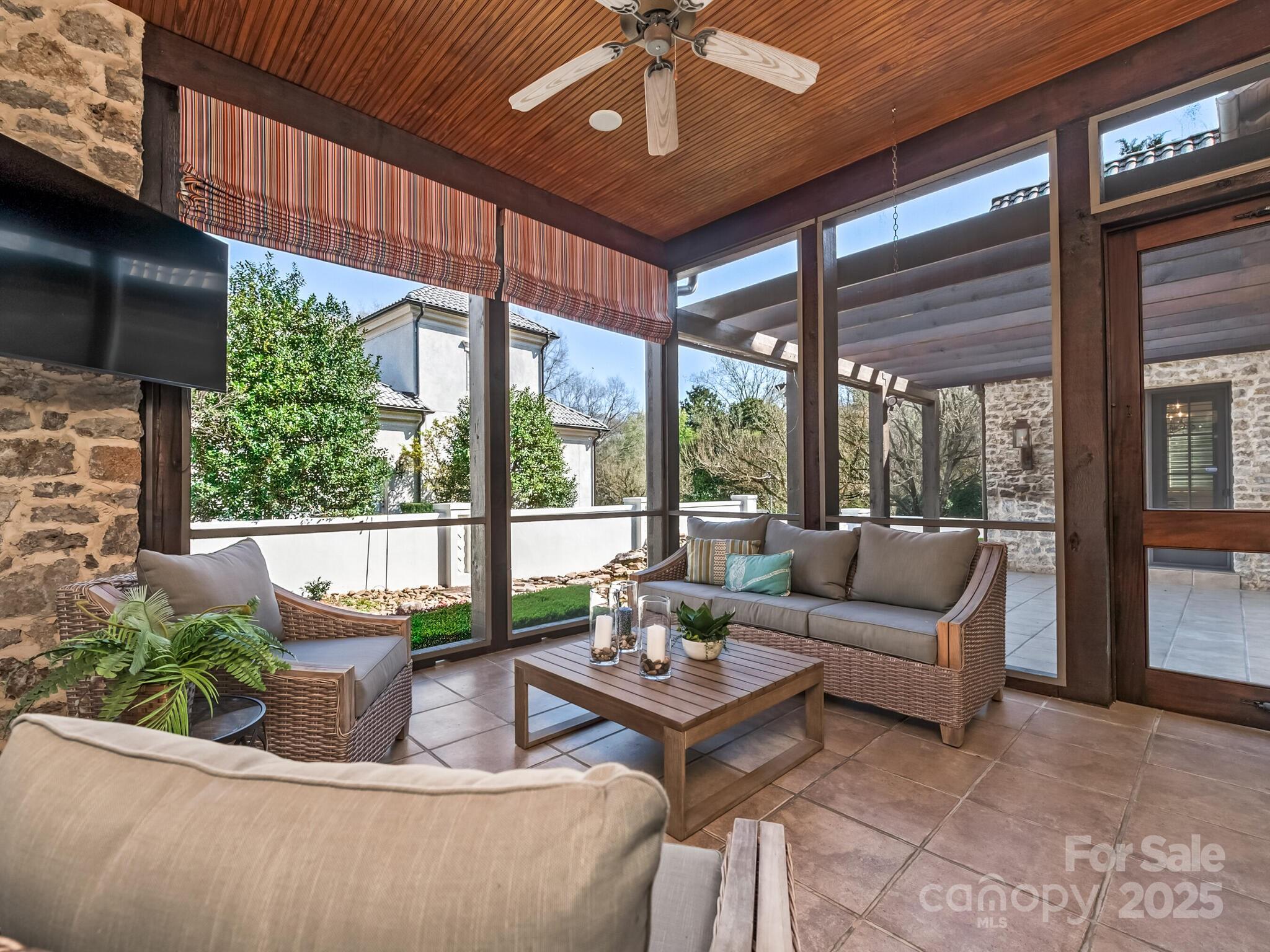 Seven Eagles - Residential