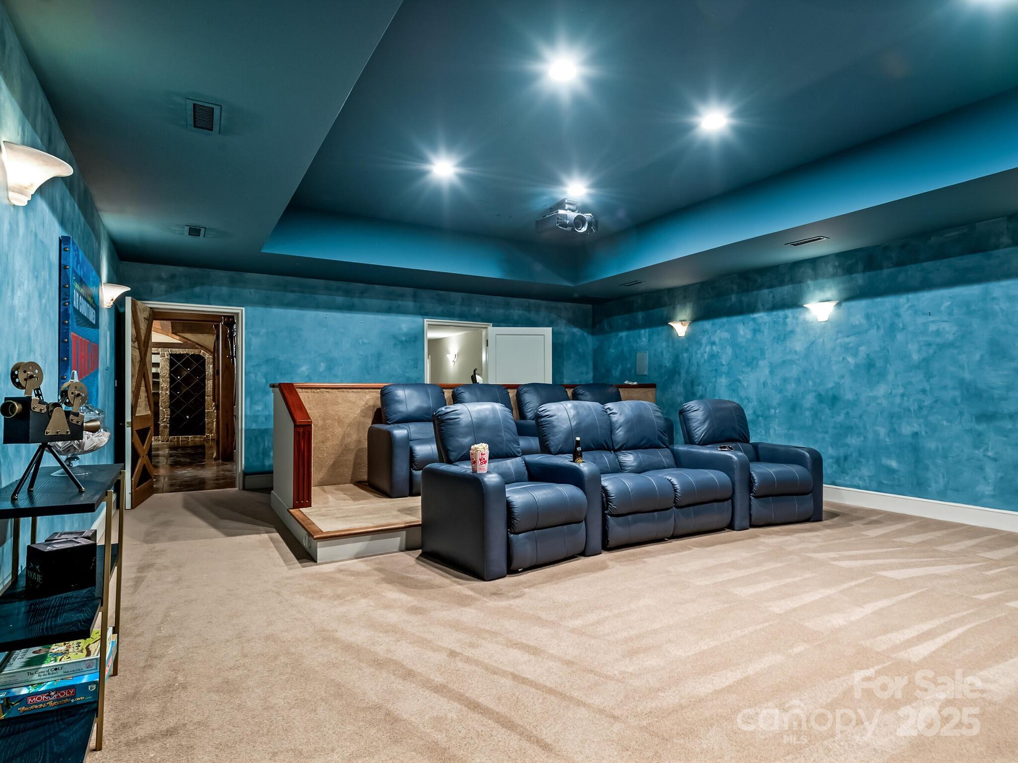 Seven Eagles - Residential